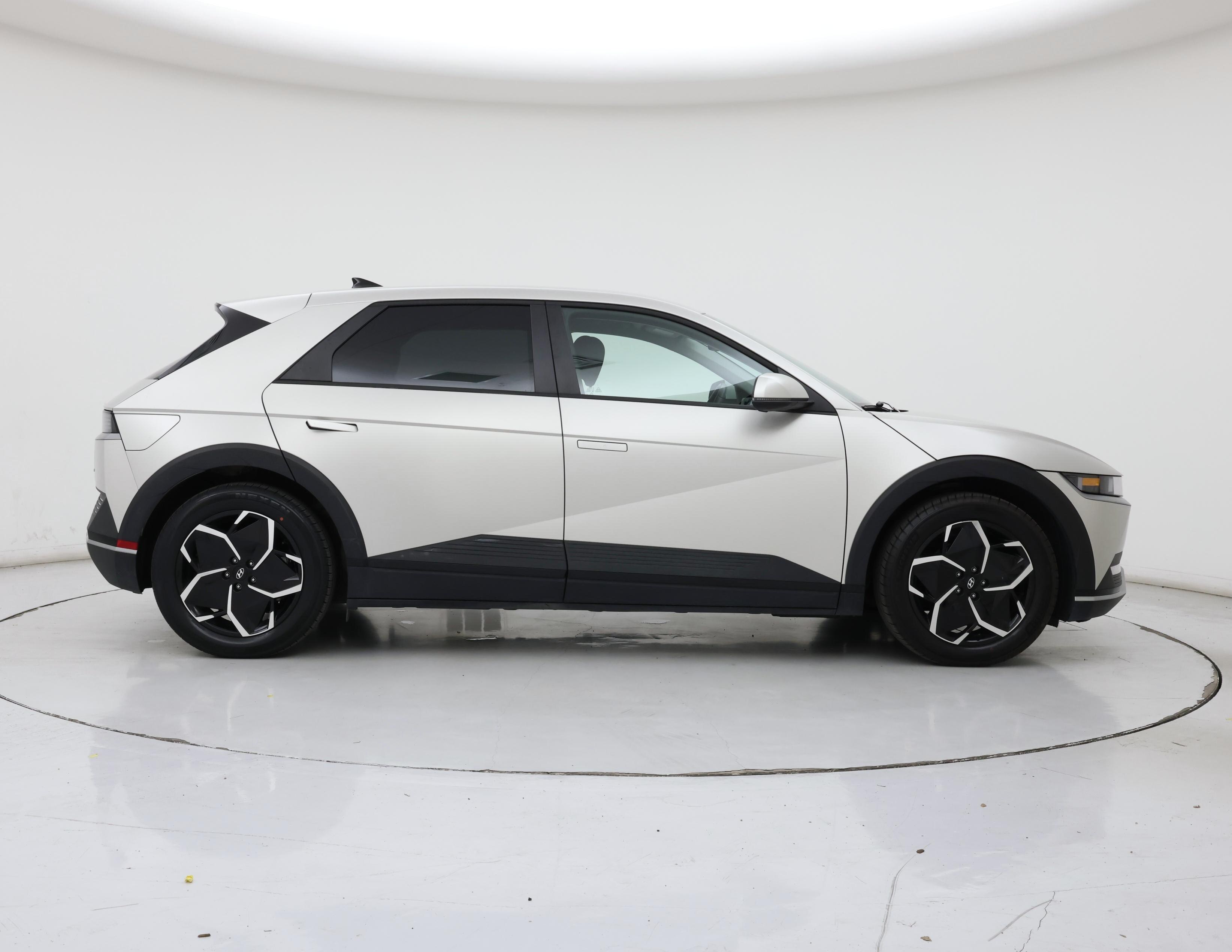 Thumbnail: 2024 Hyundai Ioniq 5 - 7