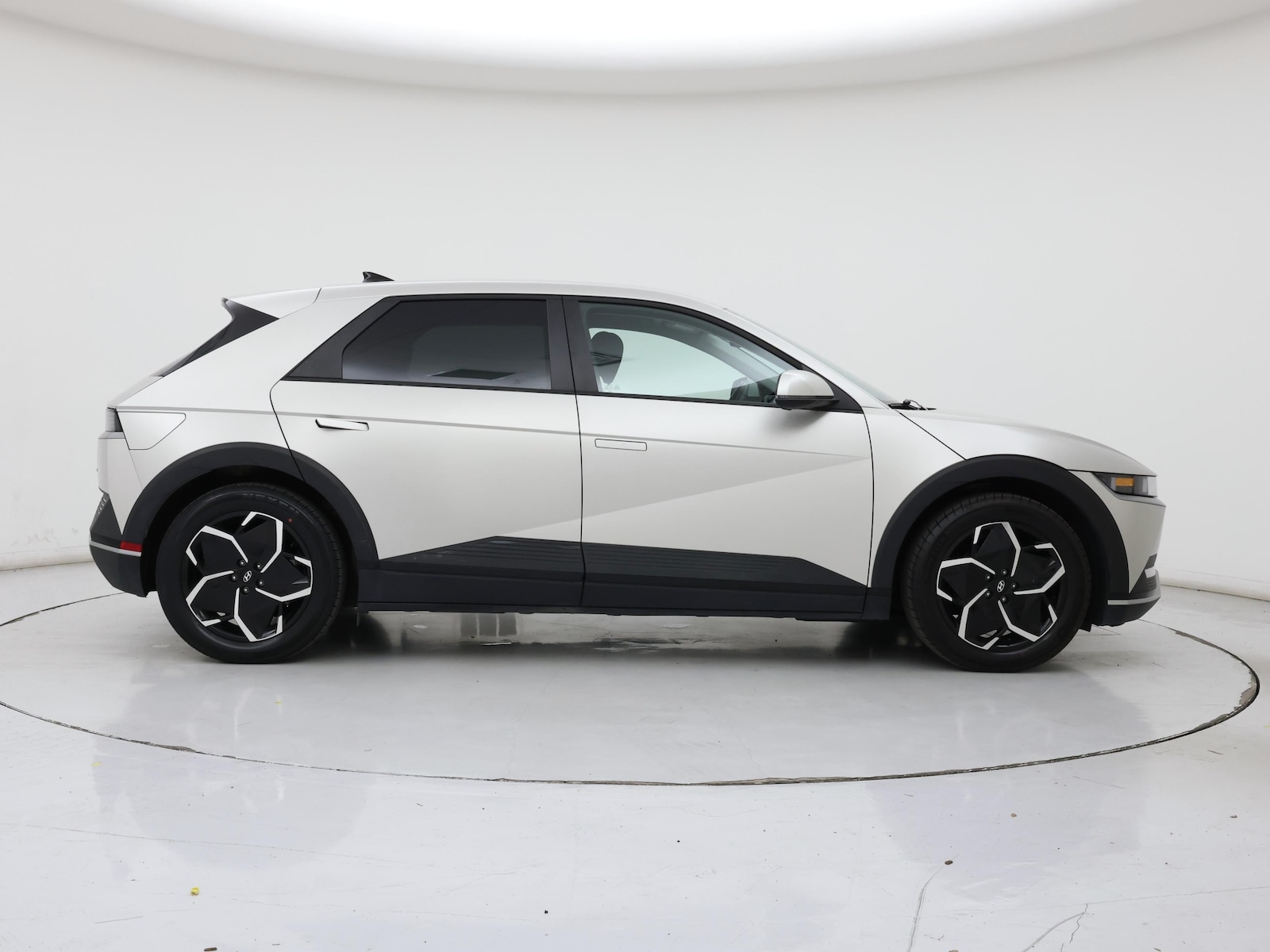 2024 Hyundai IONIQ 5 SEL - Photo 8