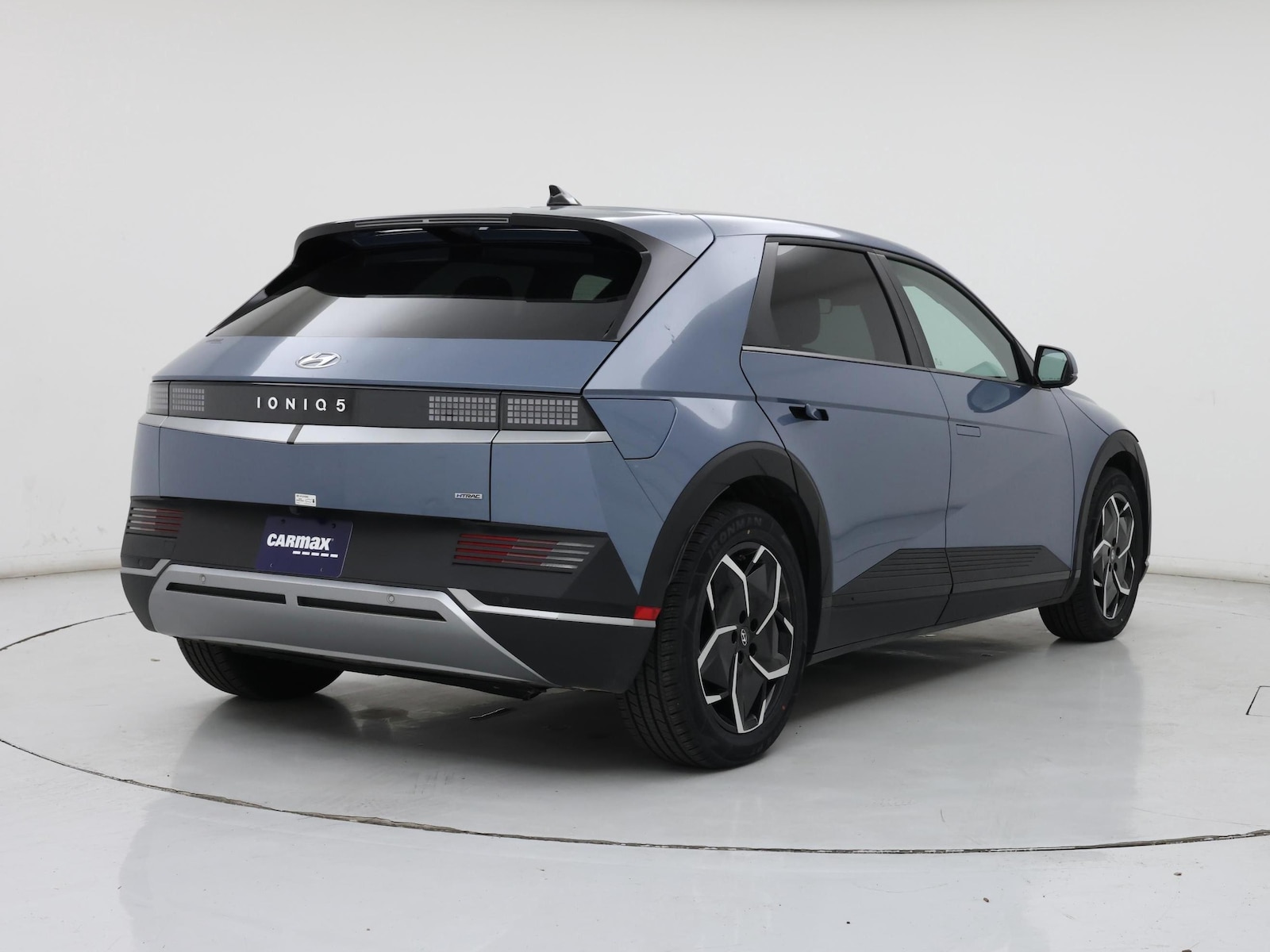 2024 Hyundai IONIQ 5 SE - Photo 9