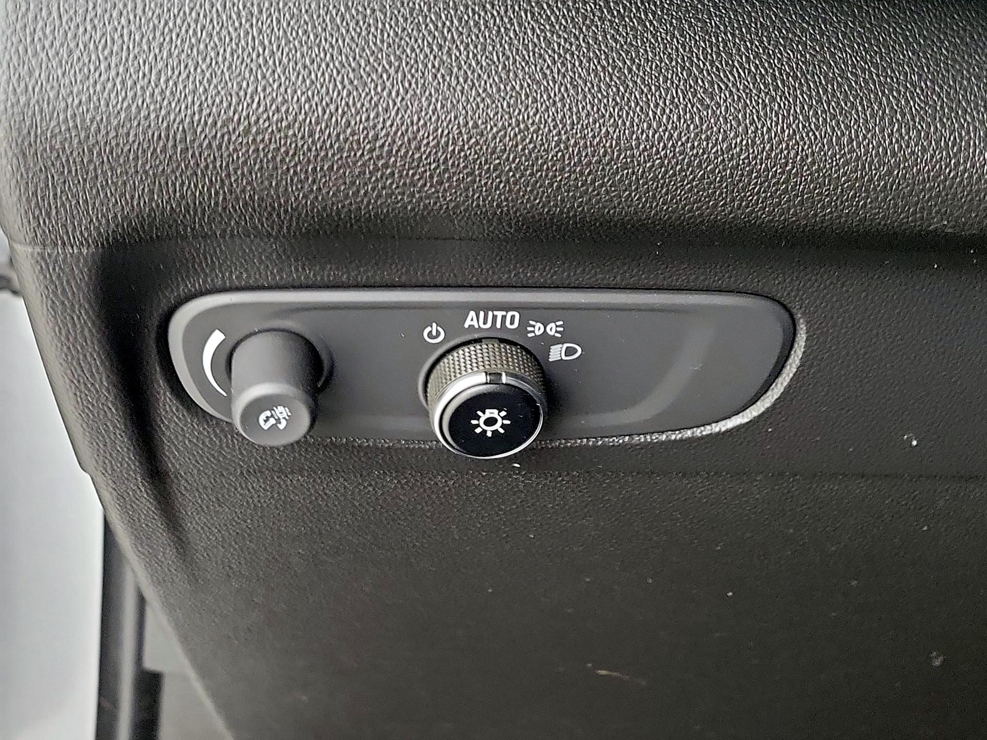 Thumbnail: 2021 Buick Envision - 13