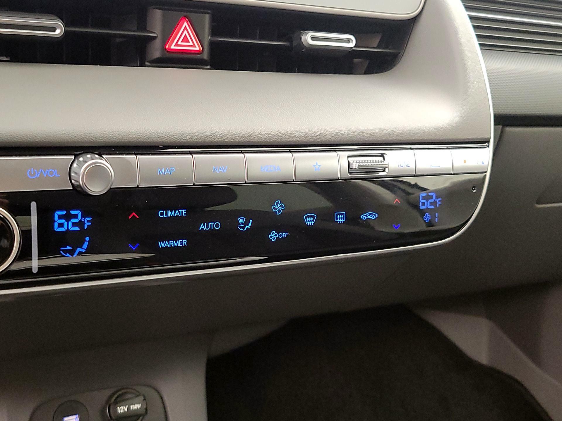Thumbnail: 2024 Hyundai Ioniq 5 - 17