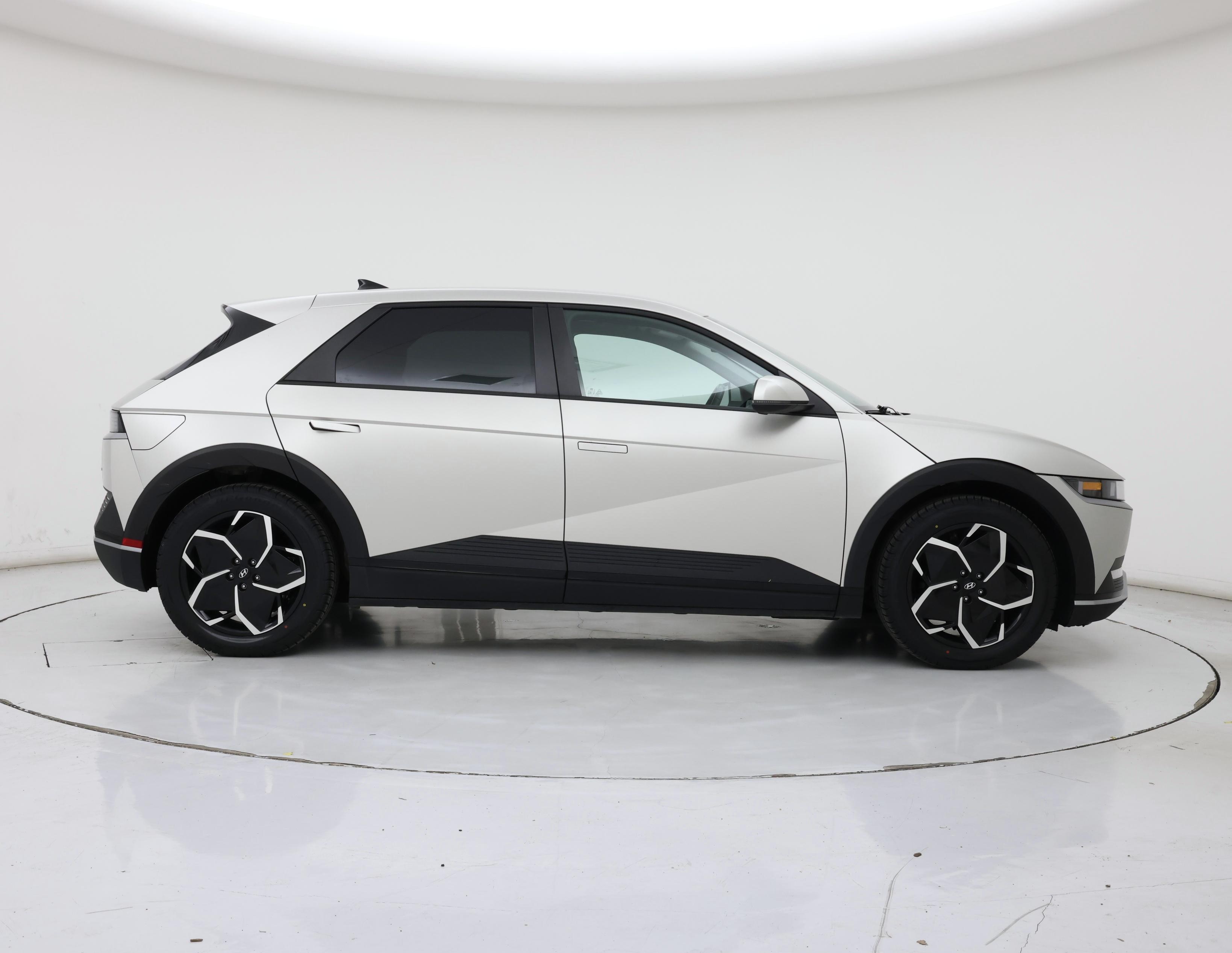 Thumbnail: 2024 Hyundai Ioniq 5 - 7