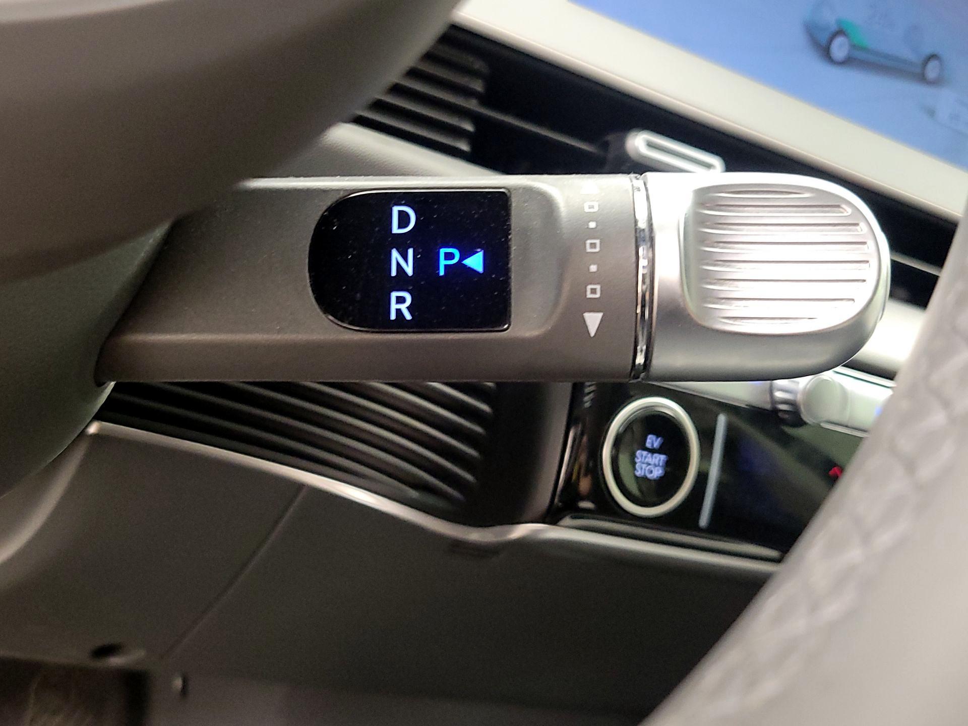 Thumbnail: 2024 Hyundai Ioniq 5 - 18