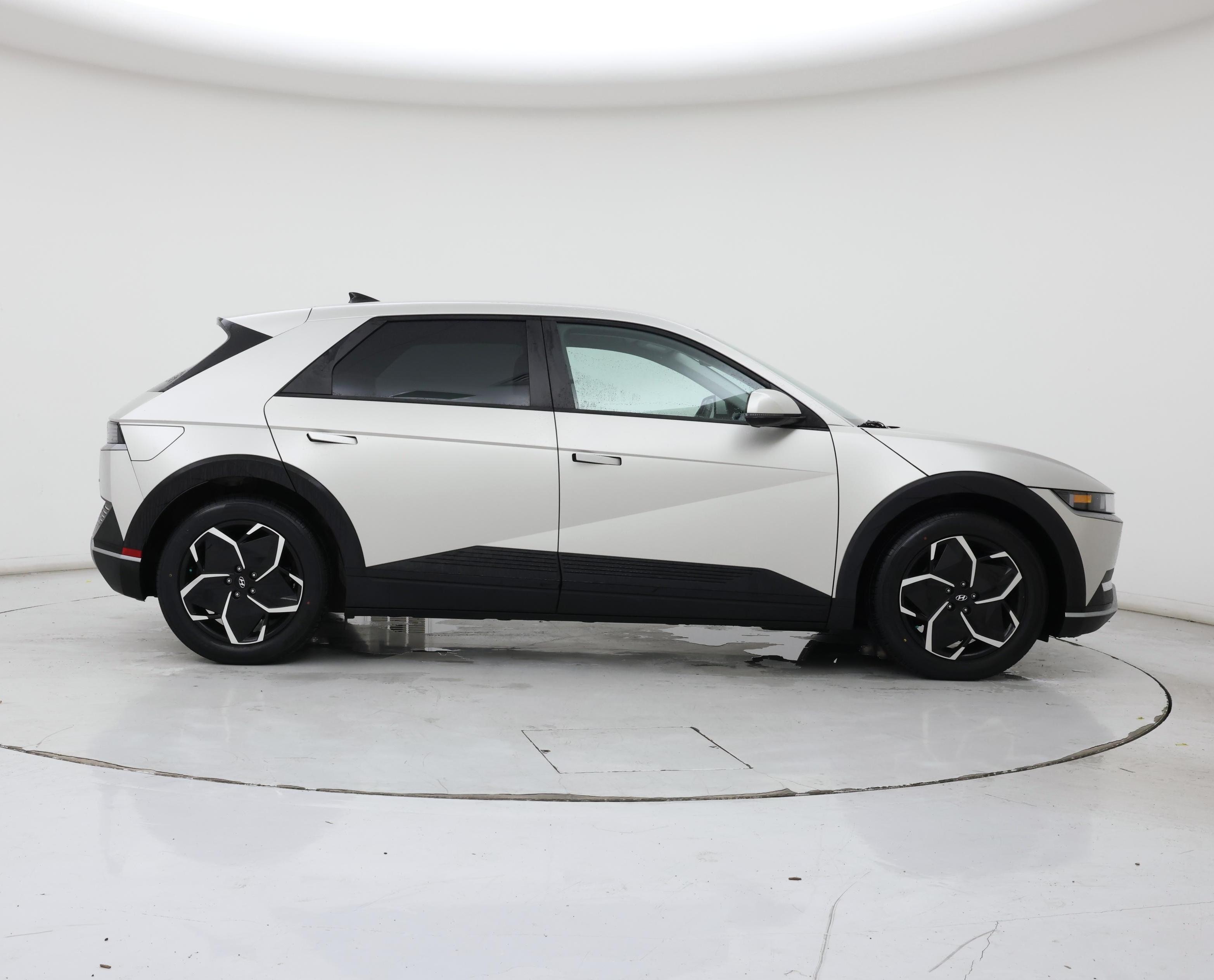 Thumbnail: 2024 Hyundai Ioniq 5 - 7
