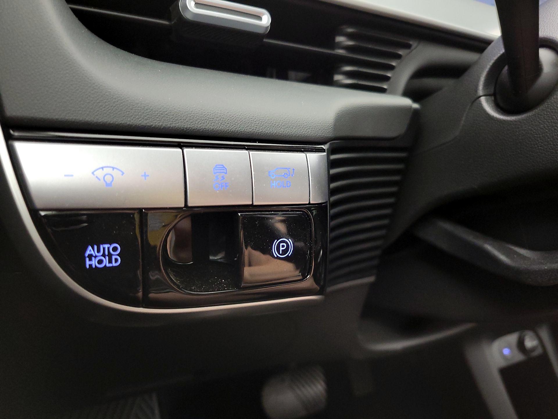 Thumbnail: 2024 Hyundai Ioniq 5 - 13