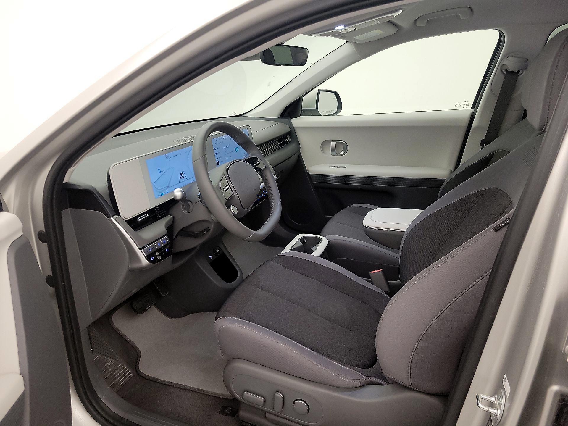 Thumbnail: 2024 Hyundai Ioniq 5 - 11