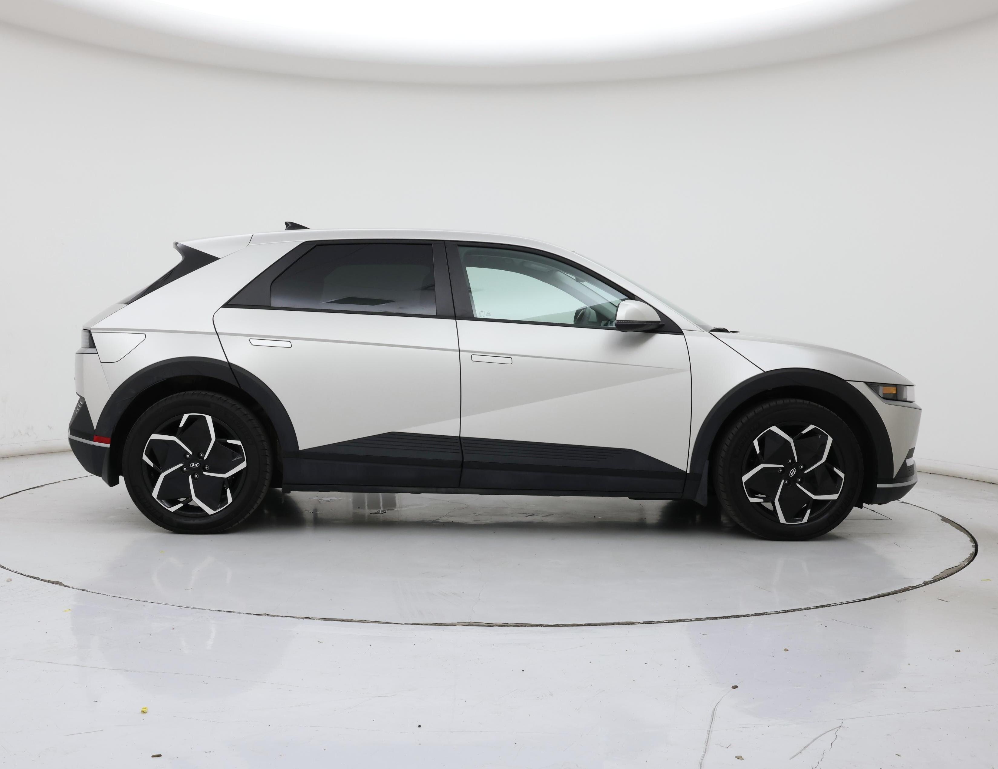 Thumbnail: 2024 Hyundai Ioniq 5 - 7