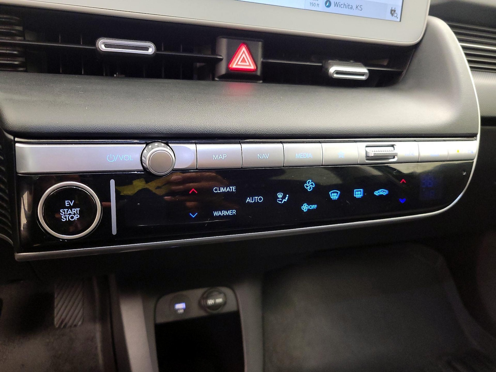 2024 Hyundai IONIQ 5 SEL - Photo 18