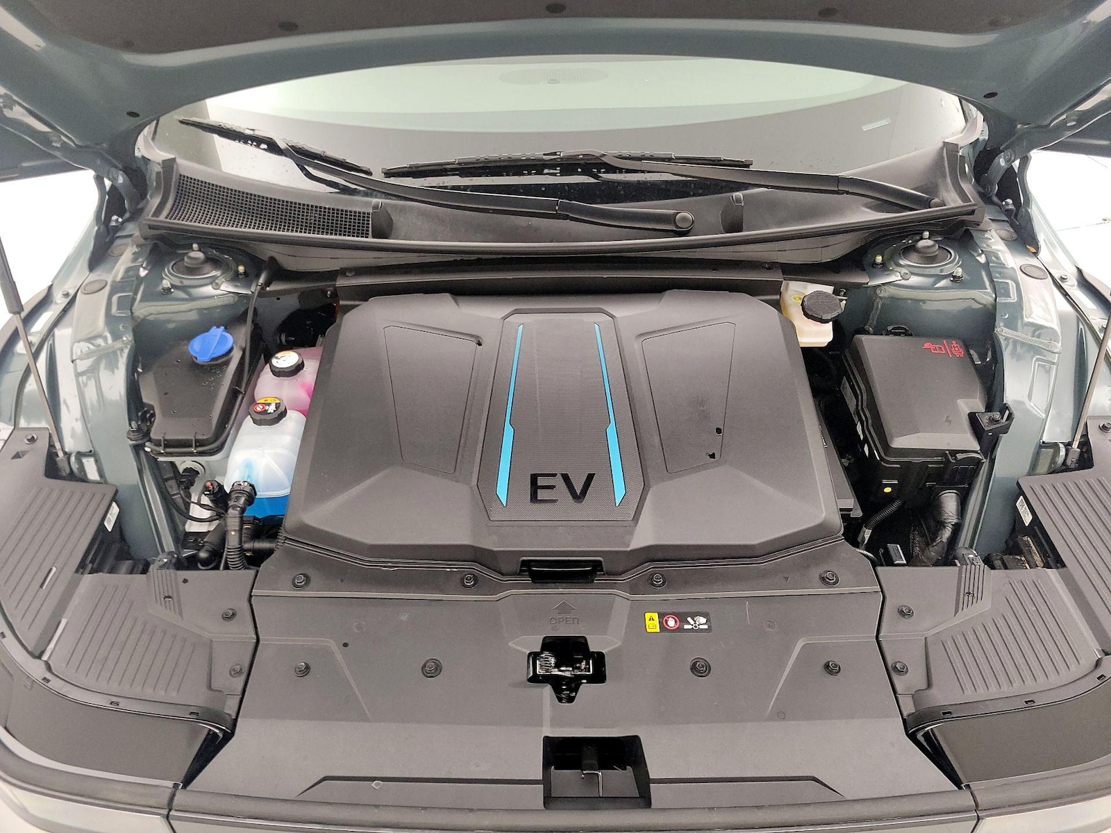2024 Hyundai IONIQ 5 SEL - Photo 24
