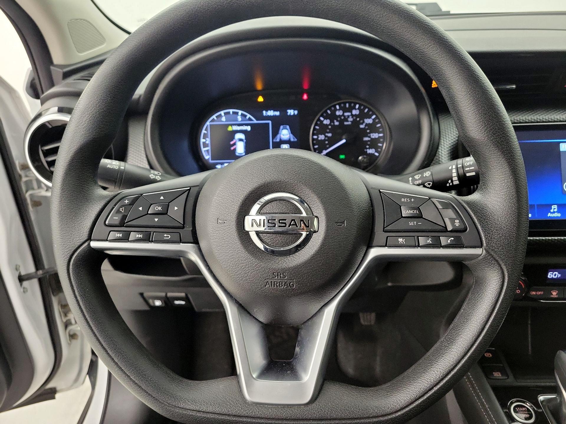 Thumbnail: 2021 Nissan Kicks - 10