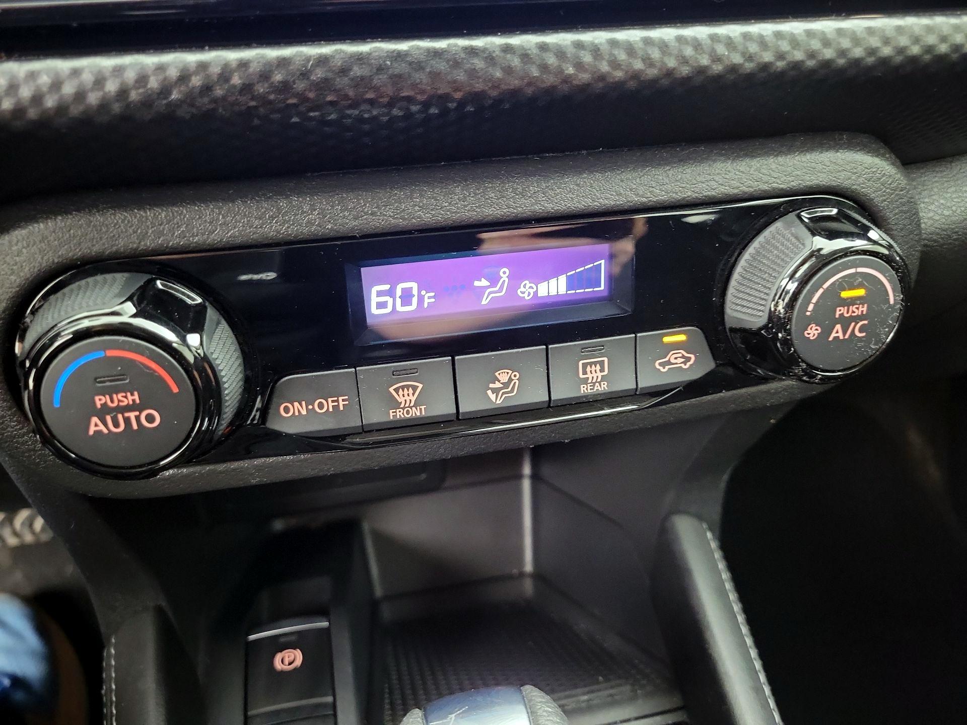 Thumbnail: 2021 Nissan Kicks - 16
