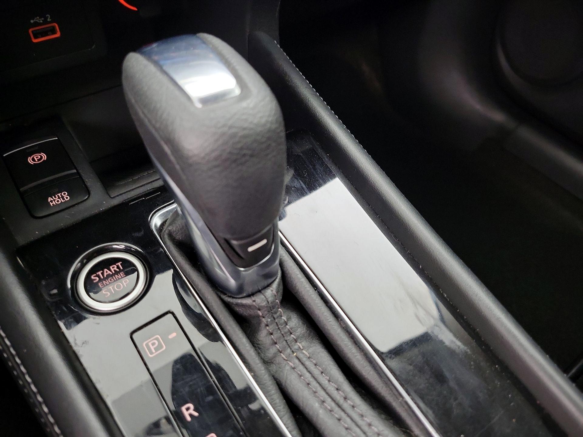 Thumbnail: 2021 Nissan Kicks - 17