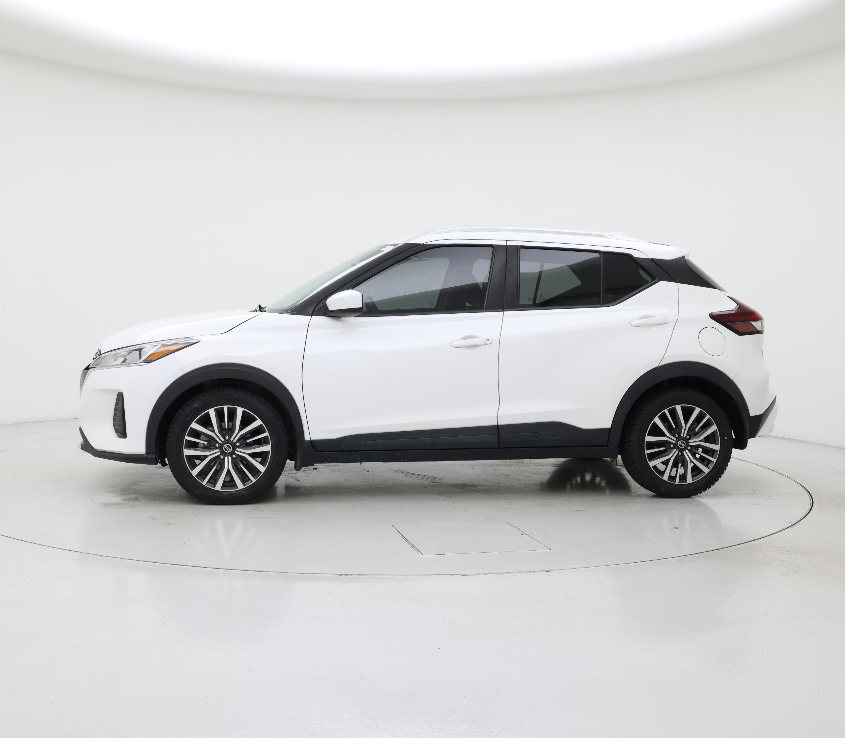 Thumbnail: 2021 Nissan Kicks - 3