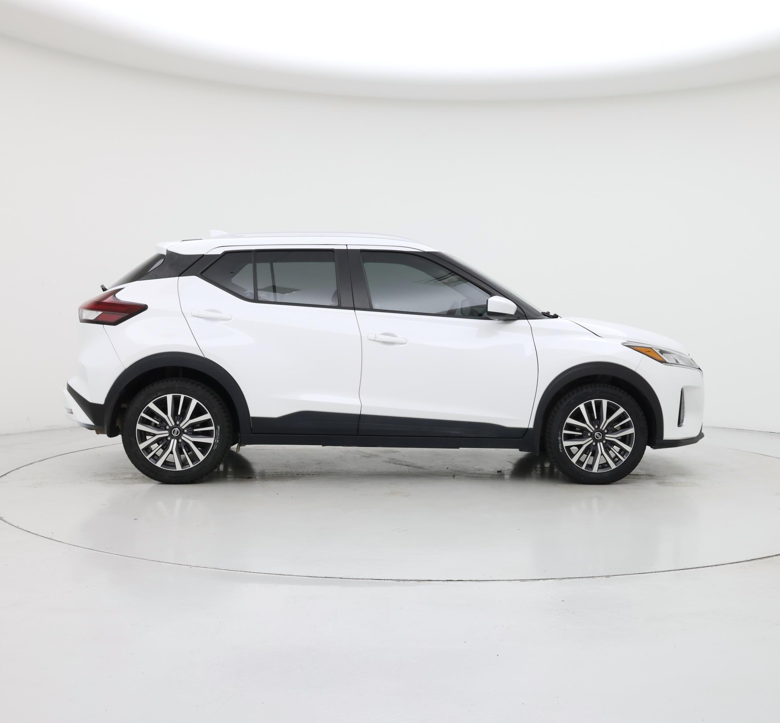 Thumbnail: 2021 Nissan Kicks - 7