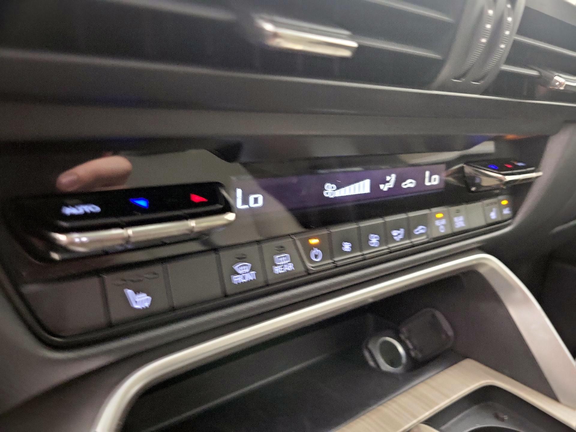 Thumbnail: 2024 Mazda CX-90 - 16