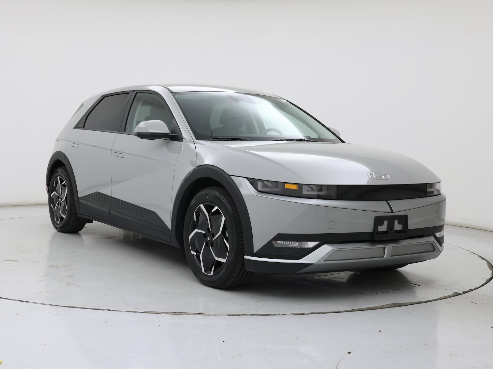 2024 Hyundai IONIQ 5 SEL - Photo 2