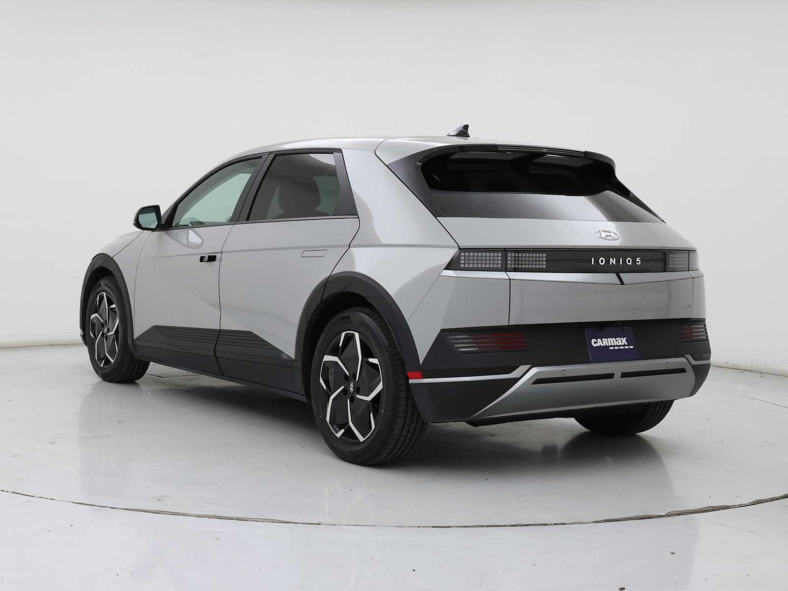 2024 Hyundai IONIQ 5 SEL - Photo 3