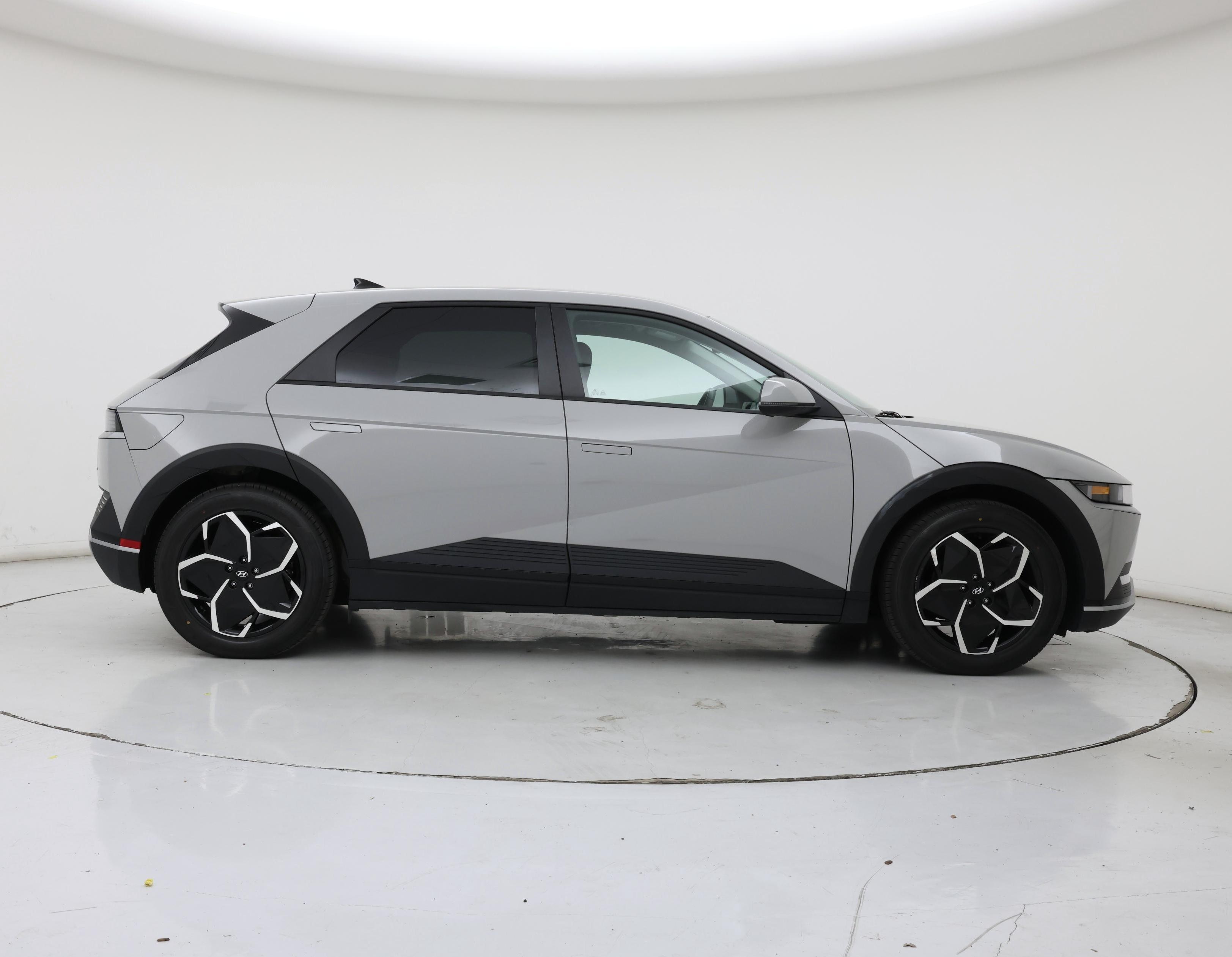 Thumbnail: 2024 Hyundai Ioniq 5 - 7