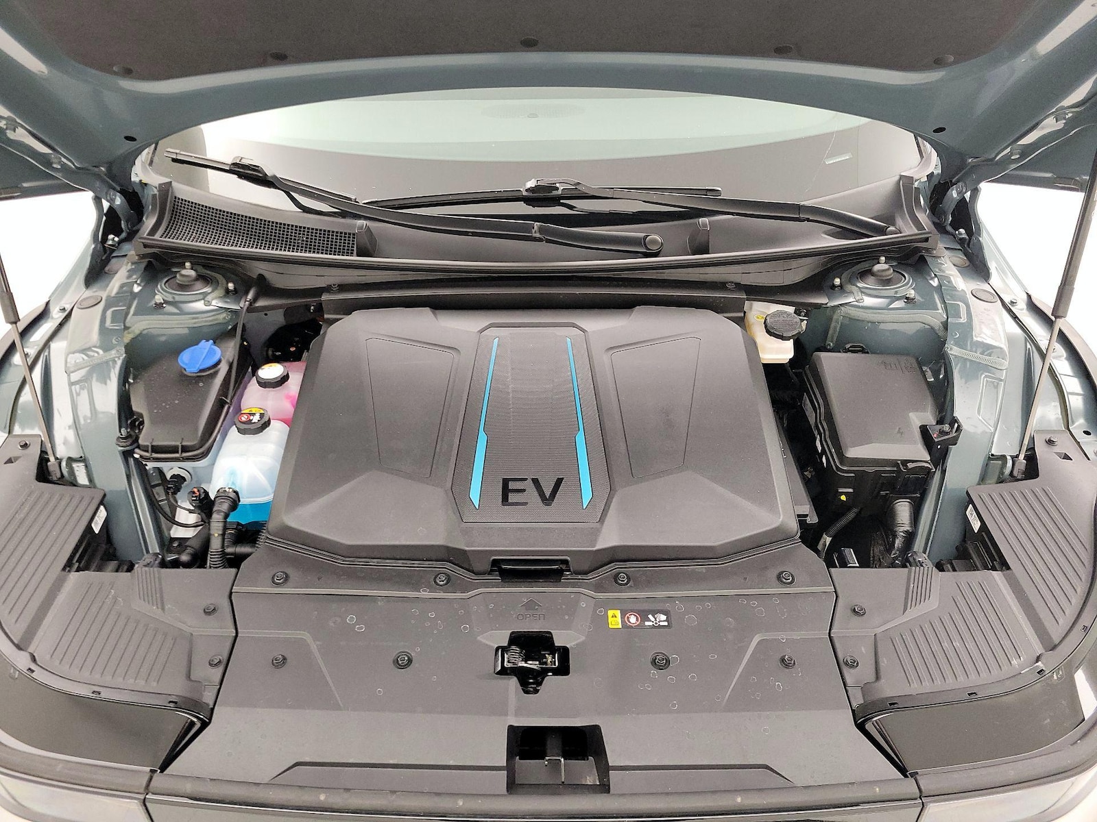 2024 Hyundai IONIQ 5 SEL - Photo 24