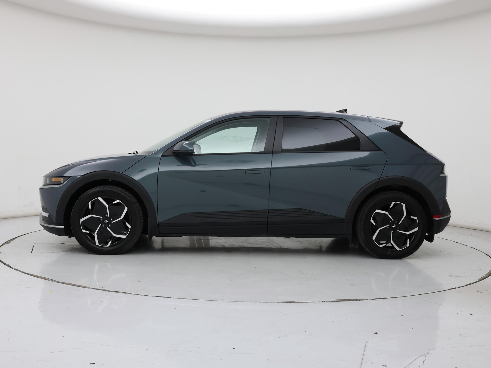 2024 Hyundai IONIQ 5 SEL - Photo 4