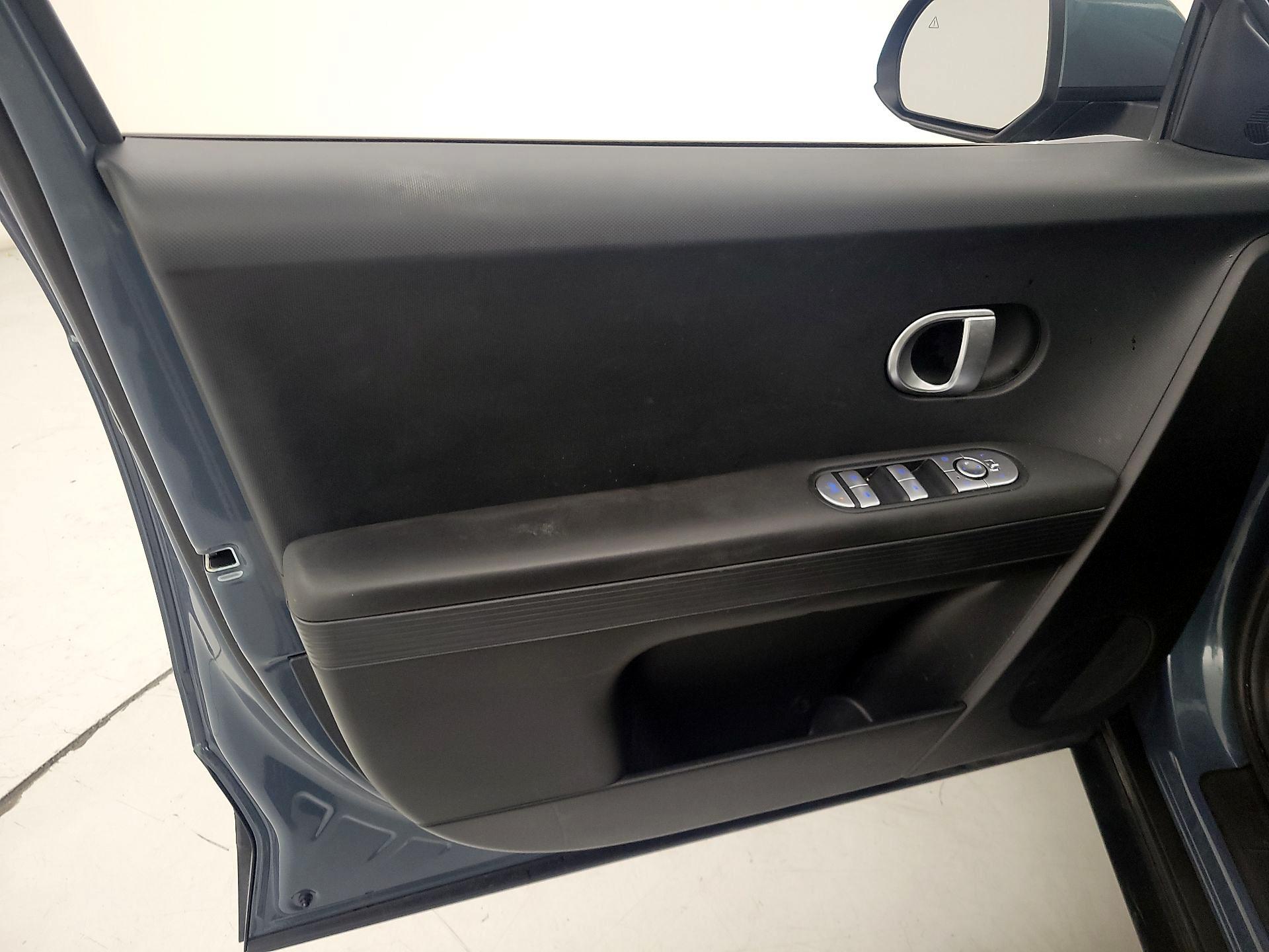 Thumbnail: 2024 Hyundai Ioniq 5 - 12