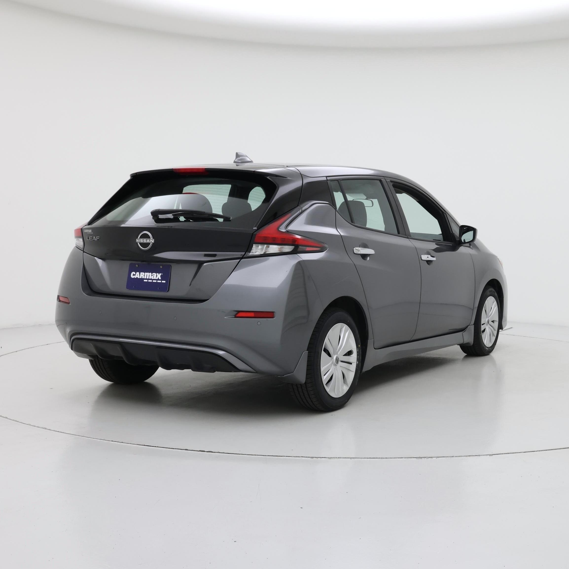 Thumbnail: 2025 Nissan Leaf - 8