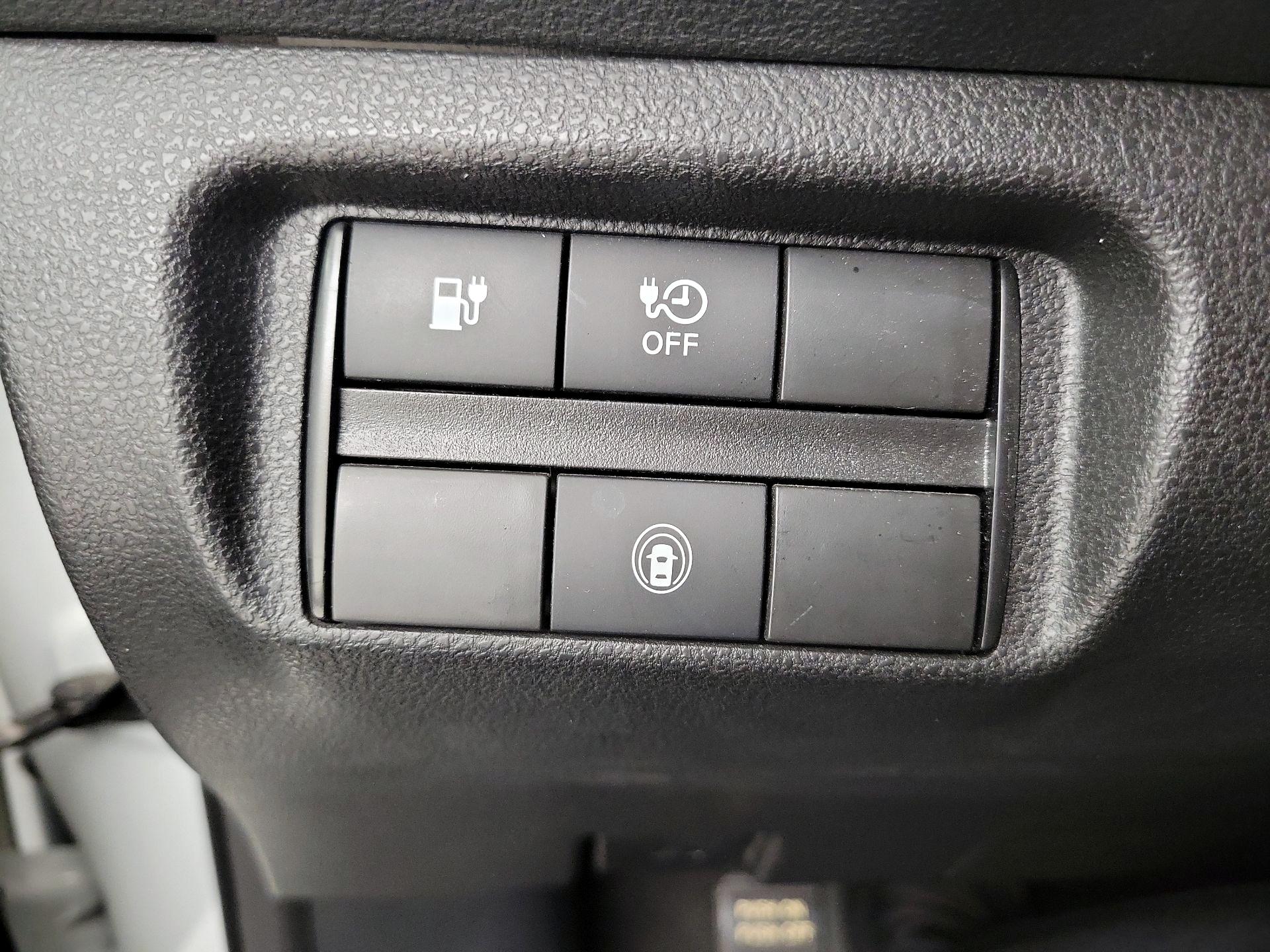 Thumbnail: 2024 Nissan Leaf - 13