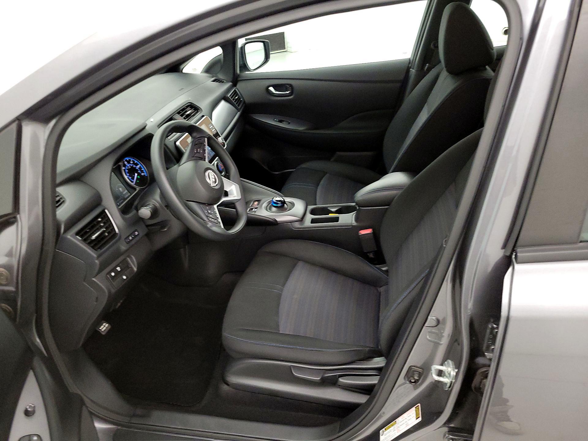 Thumbnail: 2024 Nissan Leaf - 11