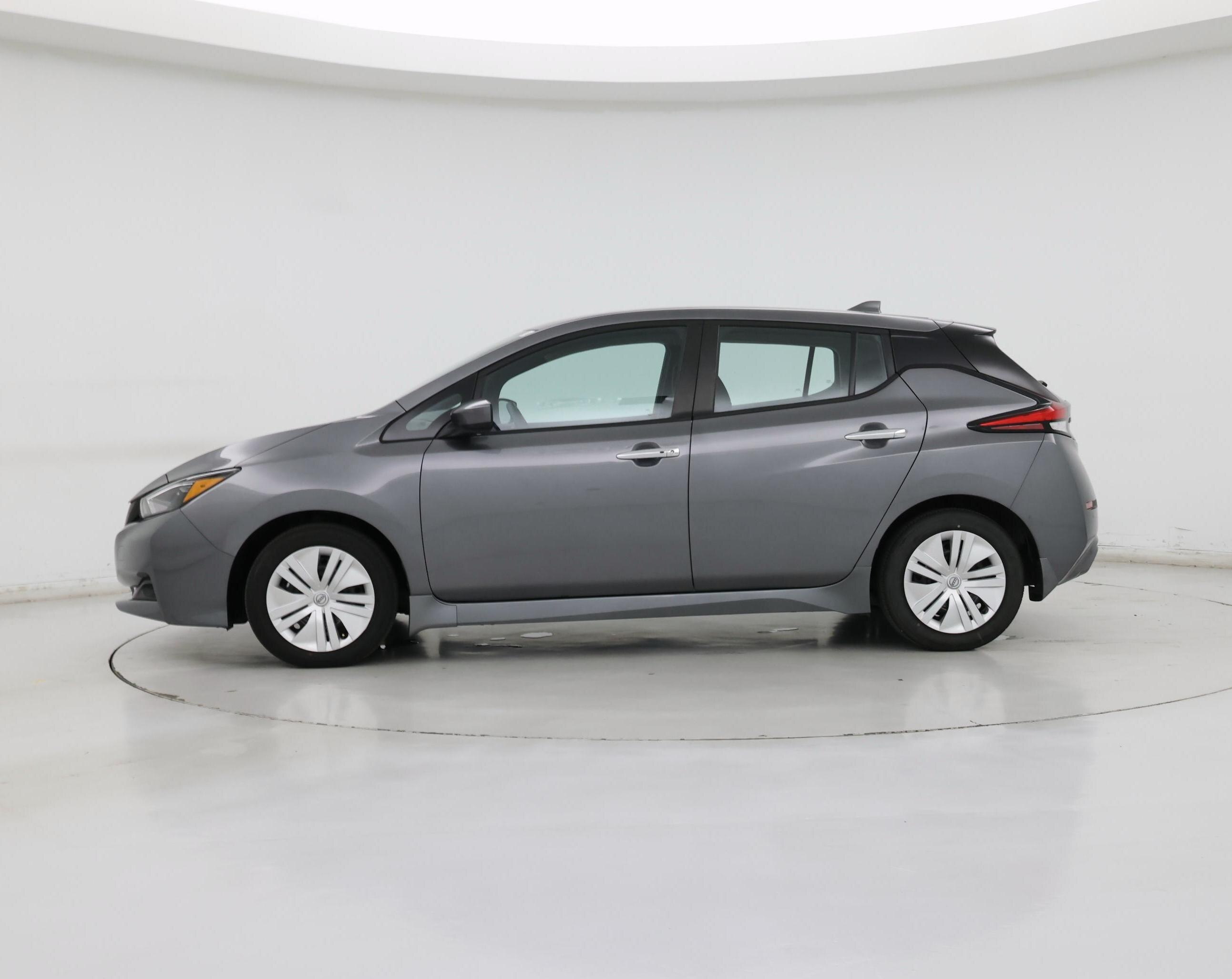 Thumbnail: 2024 Nissan Leaf - 3