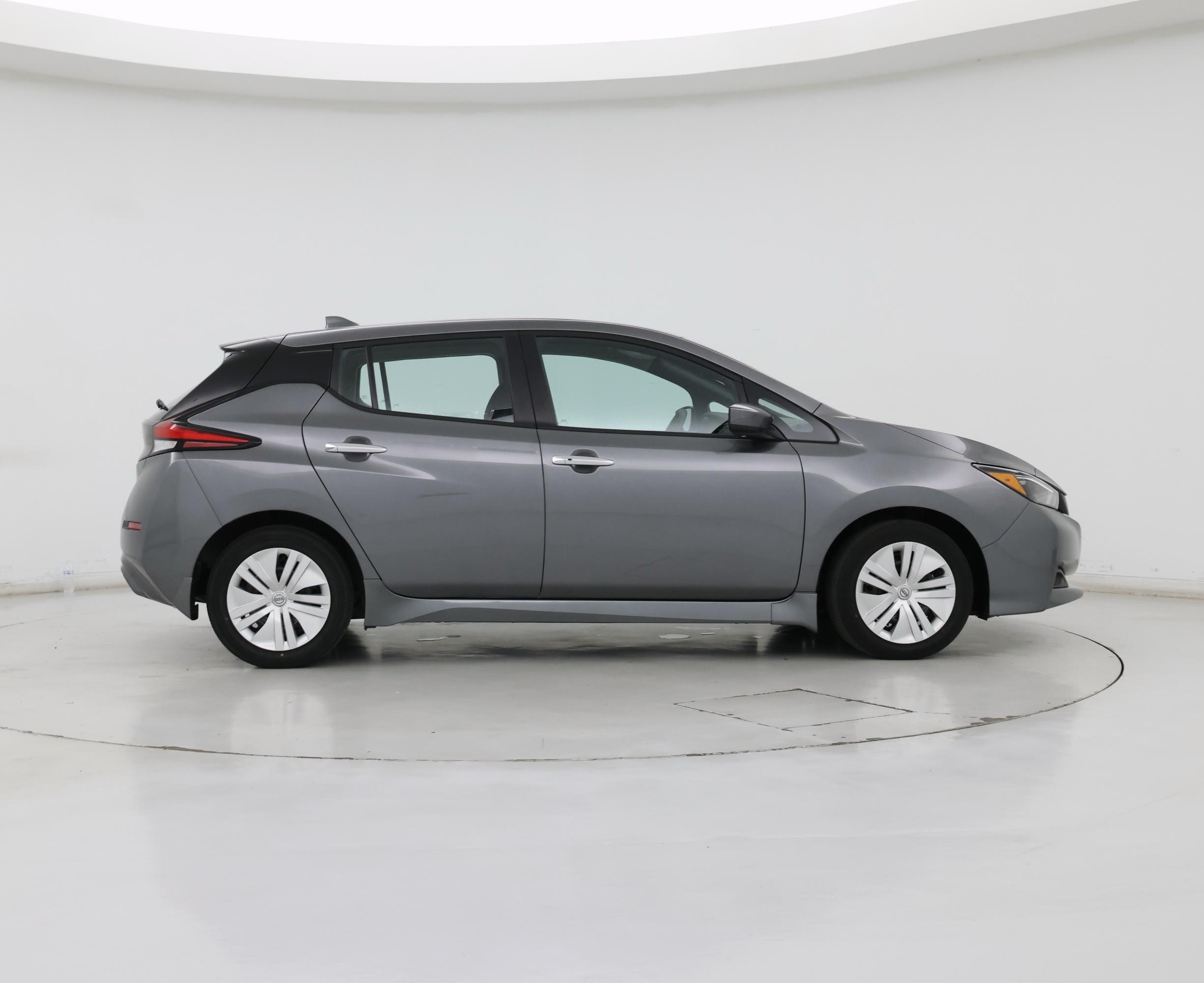 Thumbnail: 2024 Nissan Leaf - 7