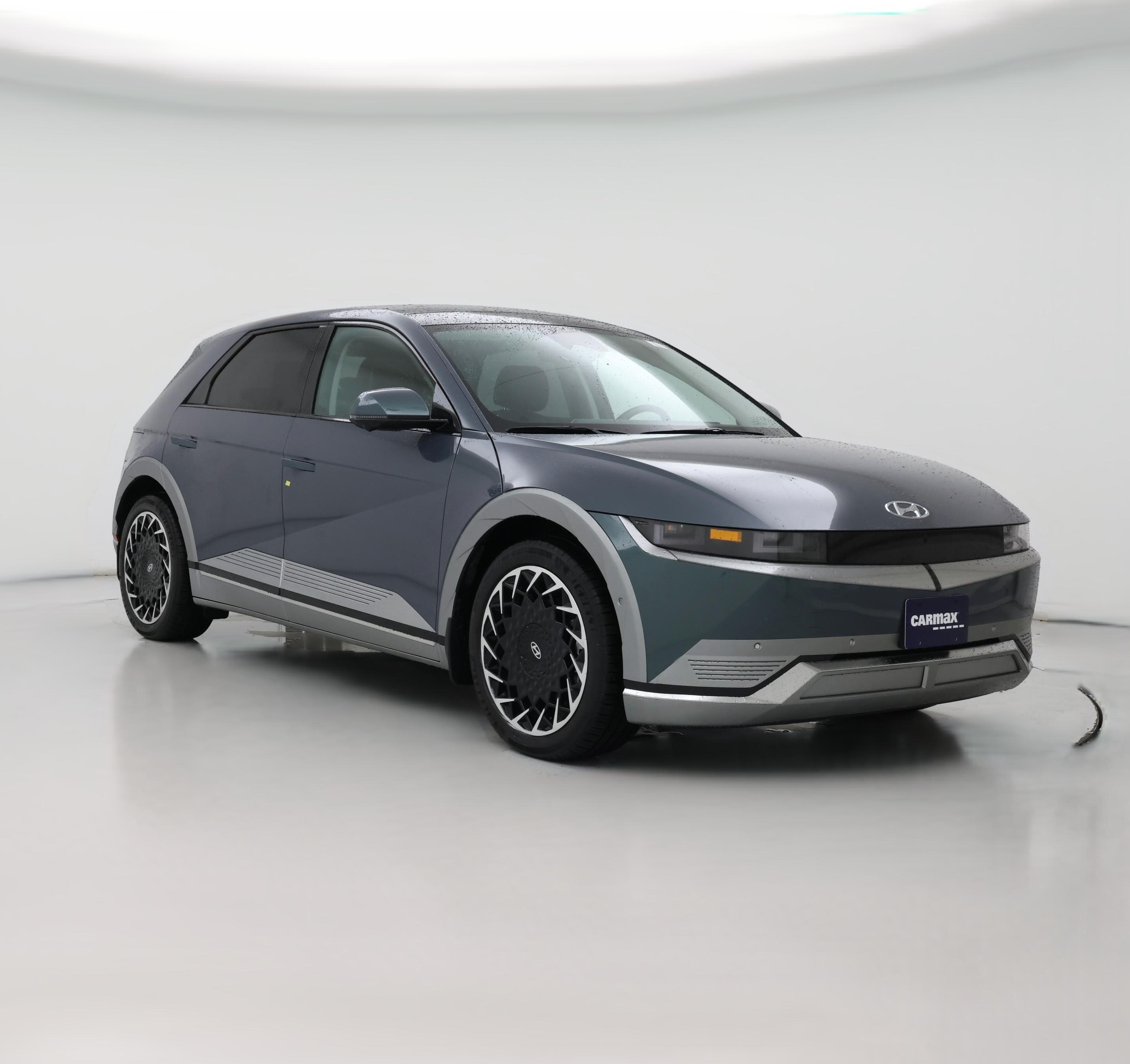 Thumbnail: 2024 Hyundai Ioniq 5 - 1