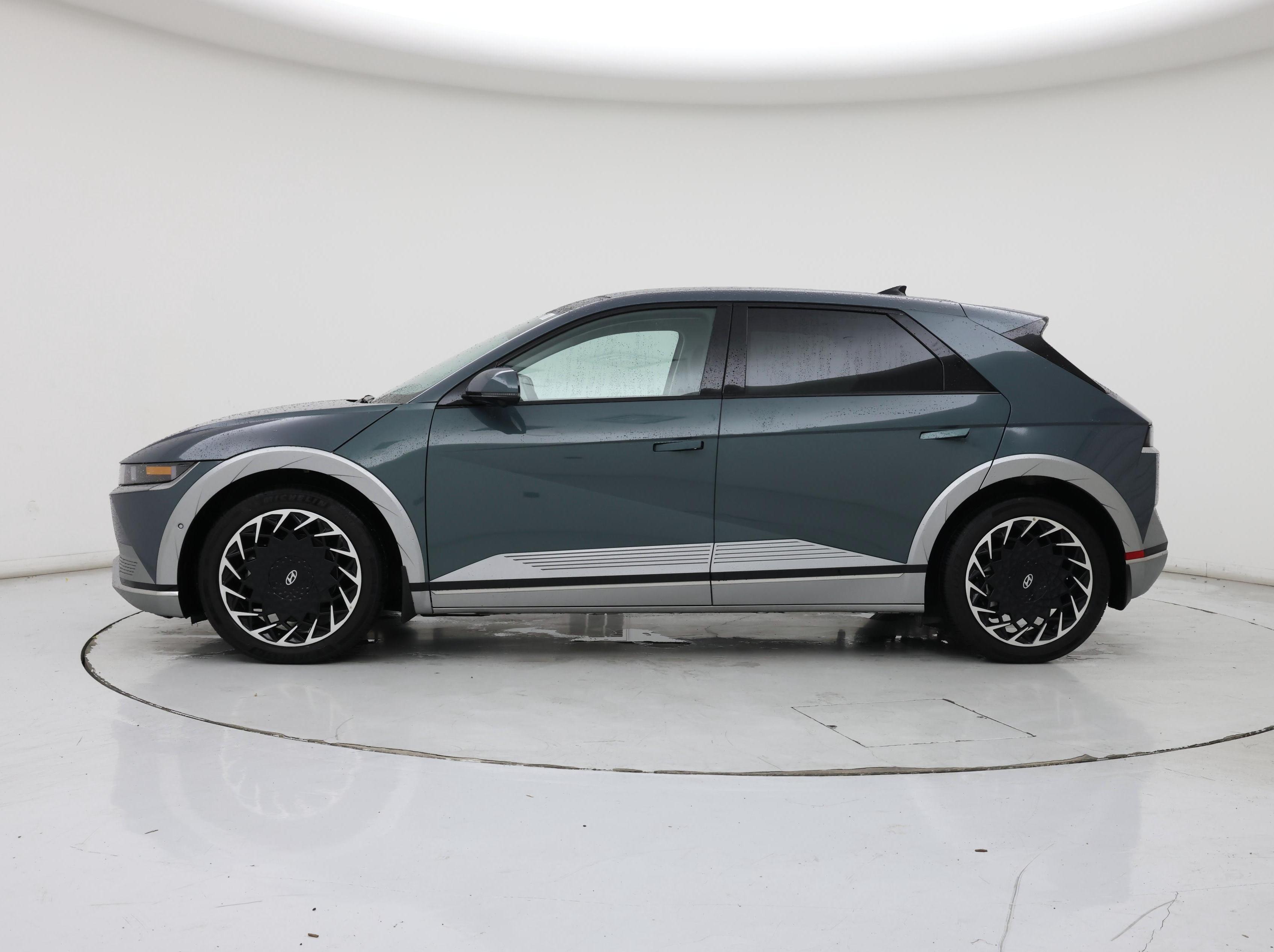 Thumbnail: 2024 Hyundai Ioniq 5 - 3