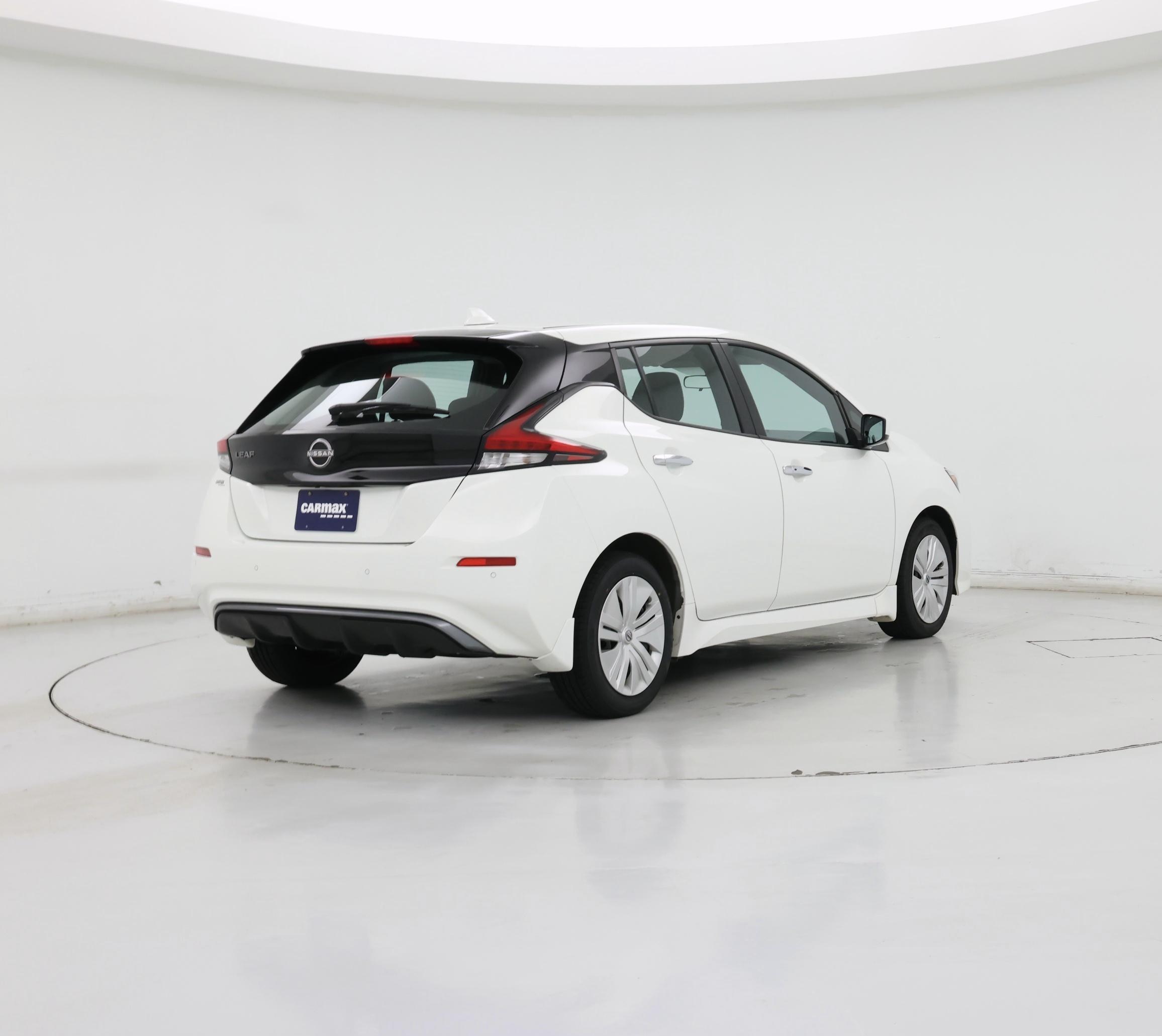 Thumbnail: 2024 Nissan Leaf - 8