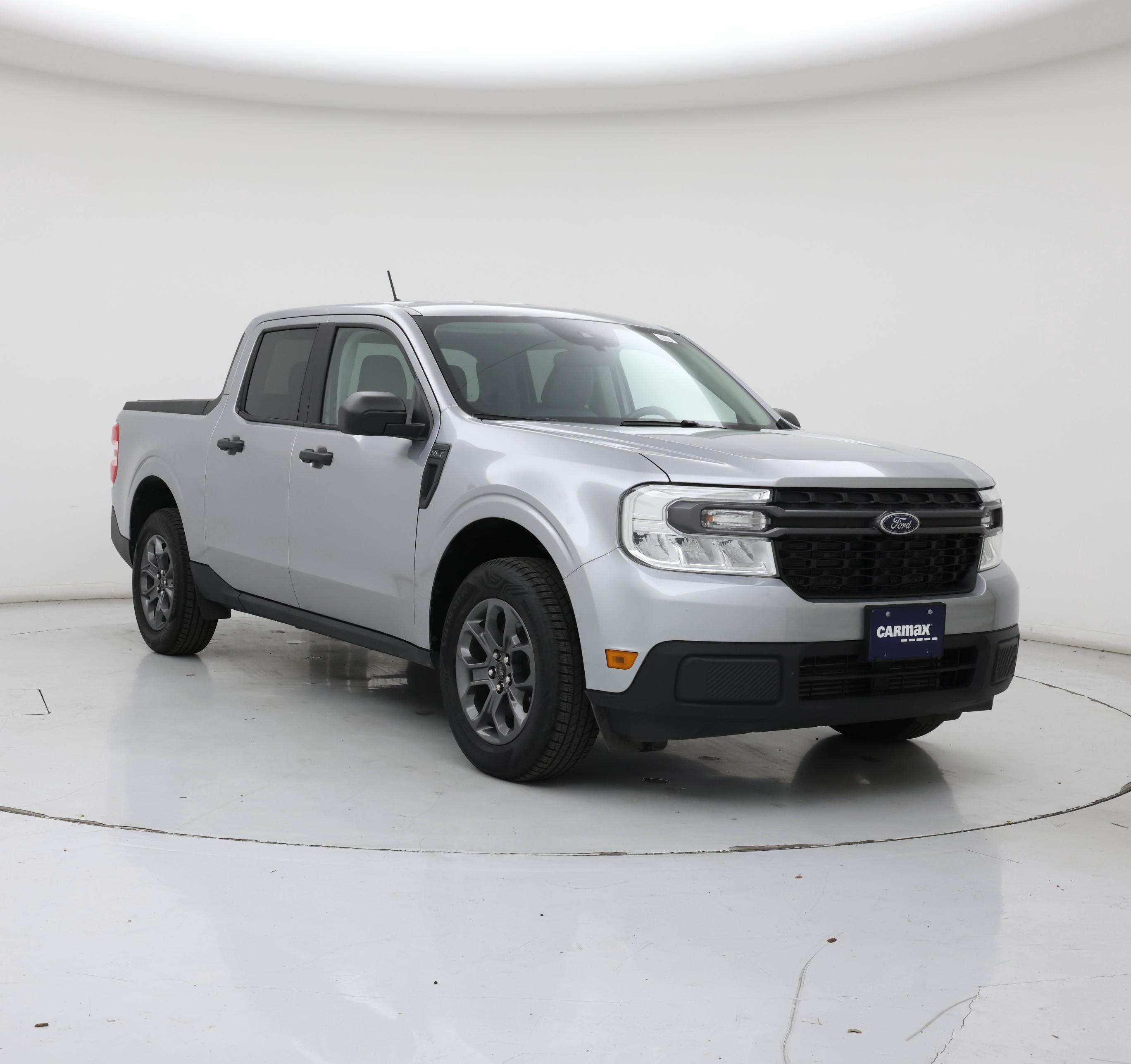 Silver 2024 Ford Maverick XLT SuperCrew AWD Pickup Truck All-Wheel Drive Automatic