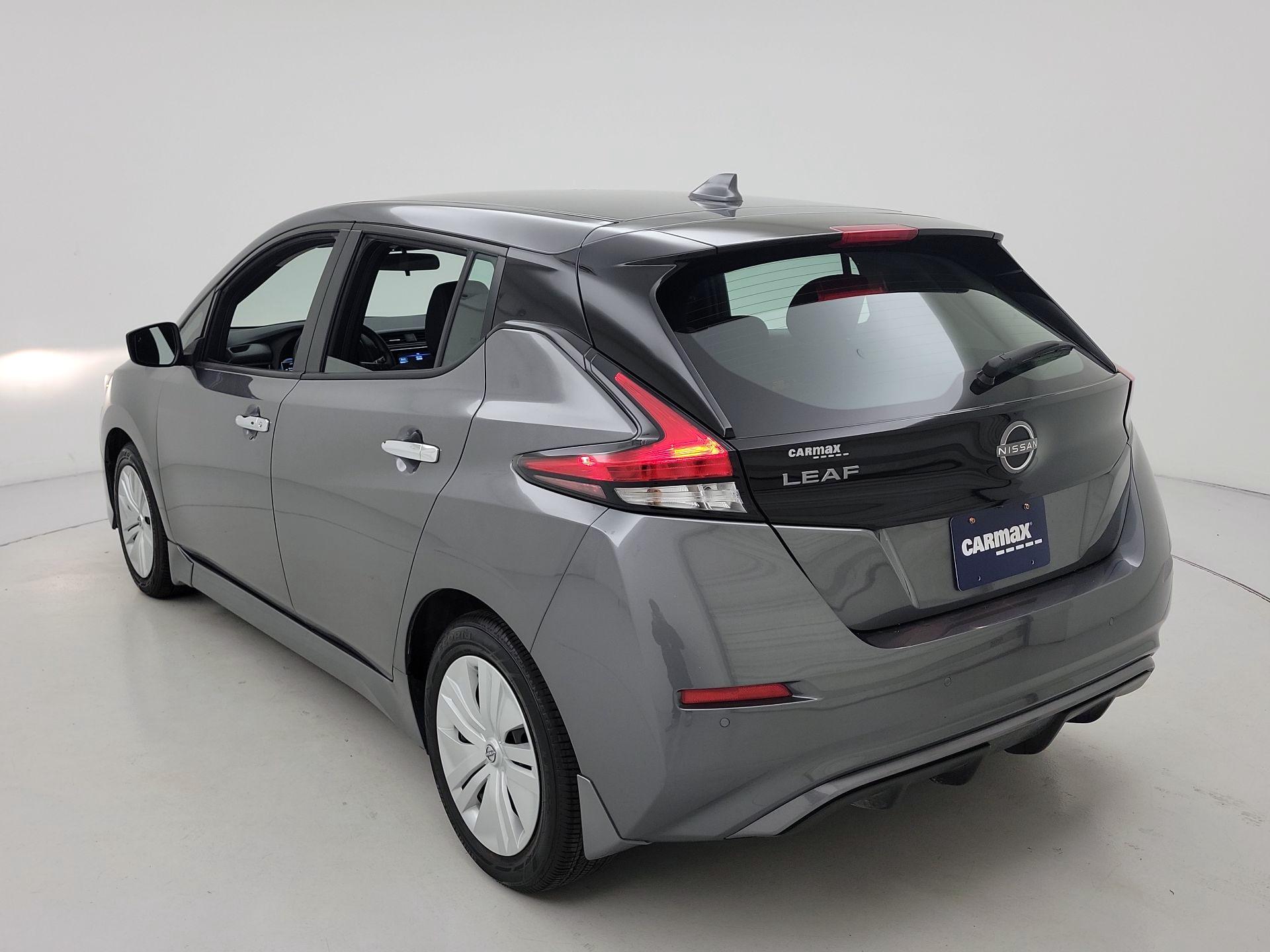 Thumbnail: 2025 Nissan Leaf - 7
