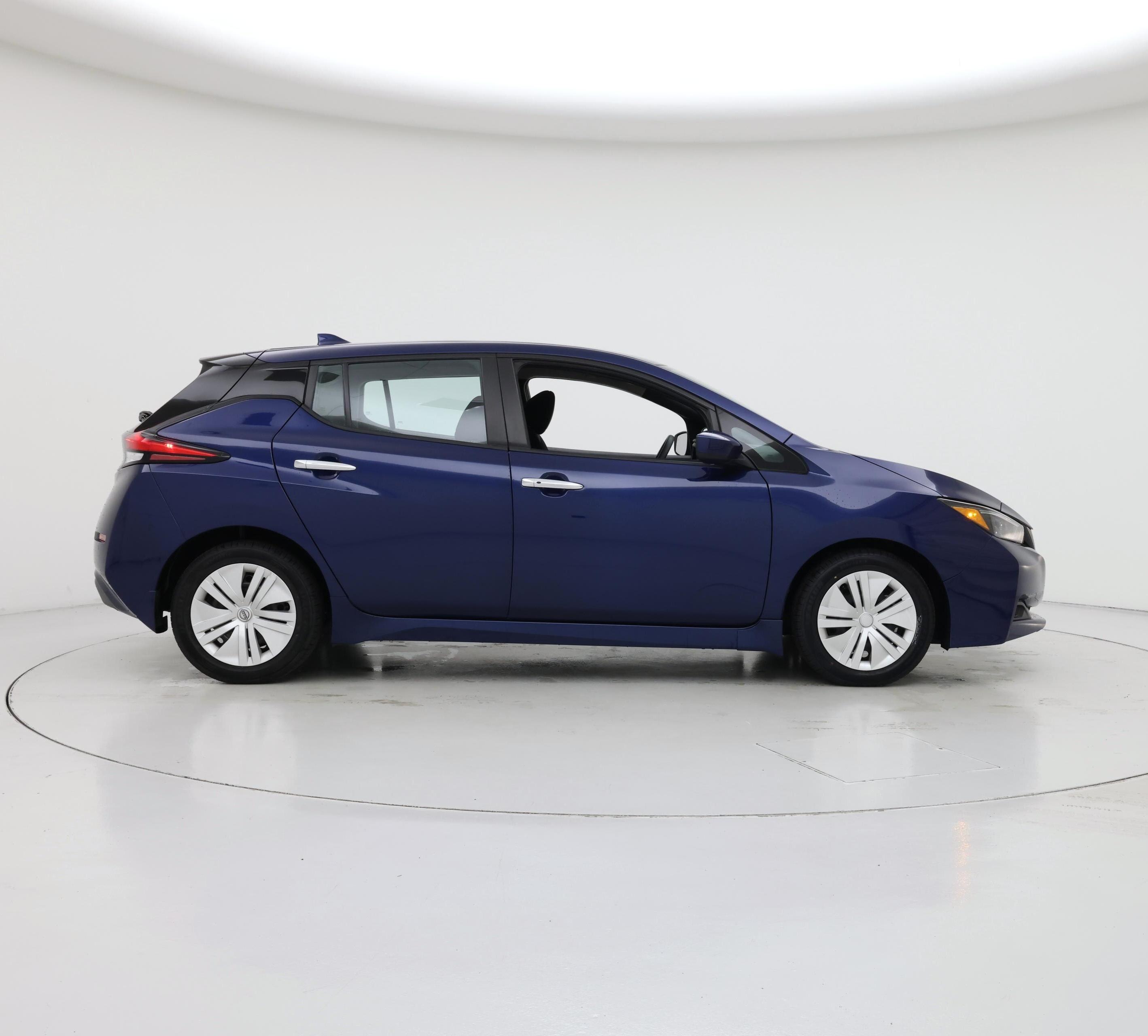 Thumbnail: 2024 Nissan Leaf - 7