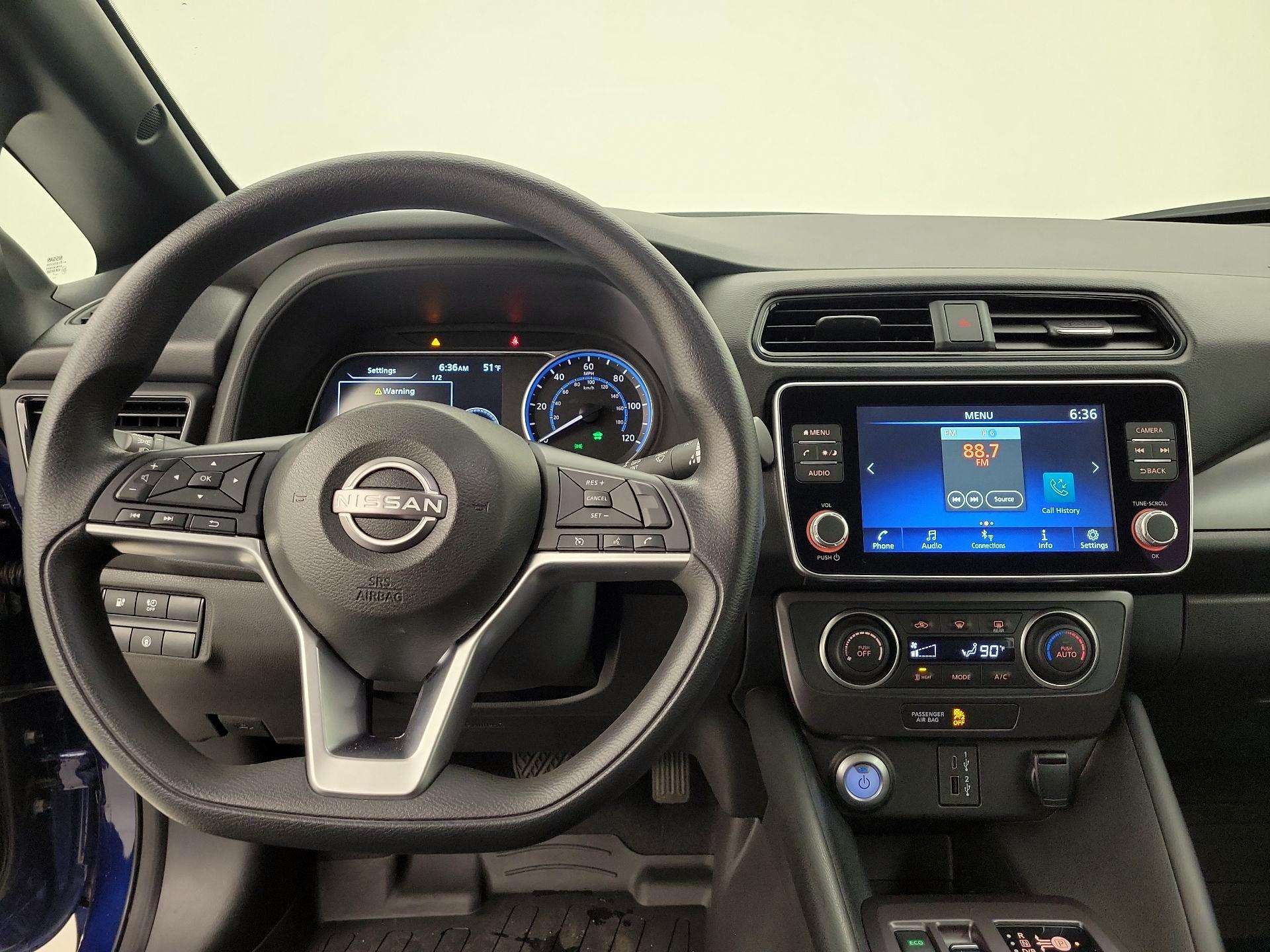 Thumbnail: 2024 Nissan Leaf - 9