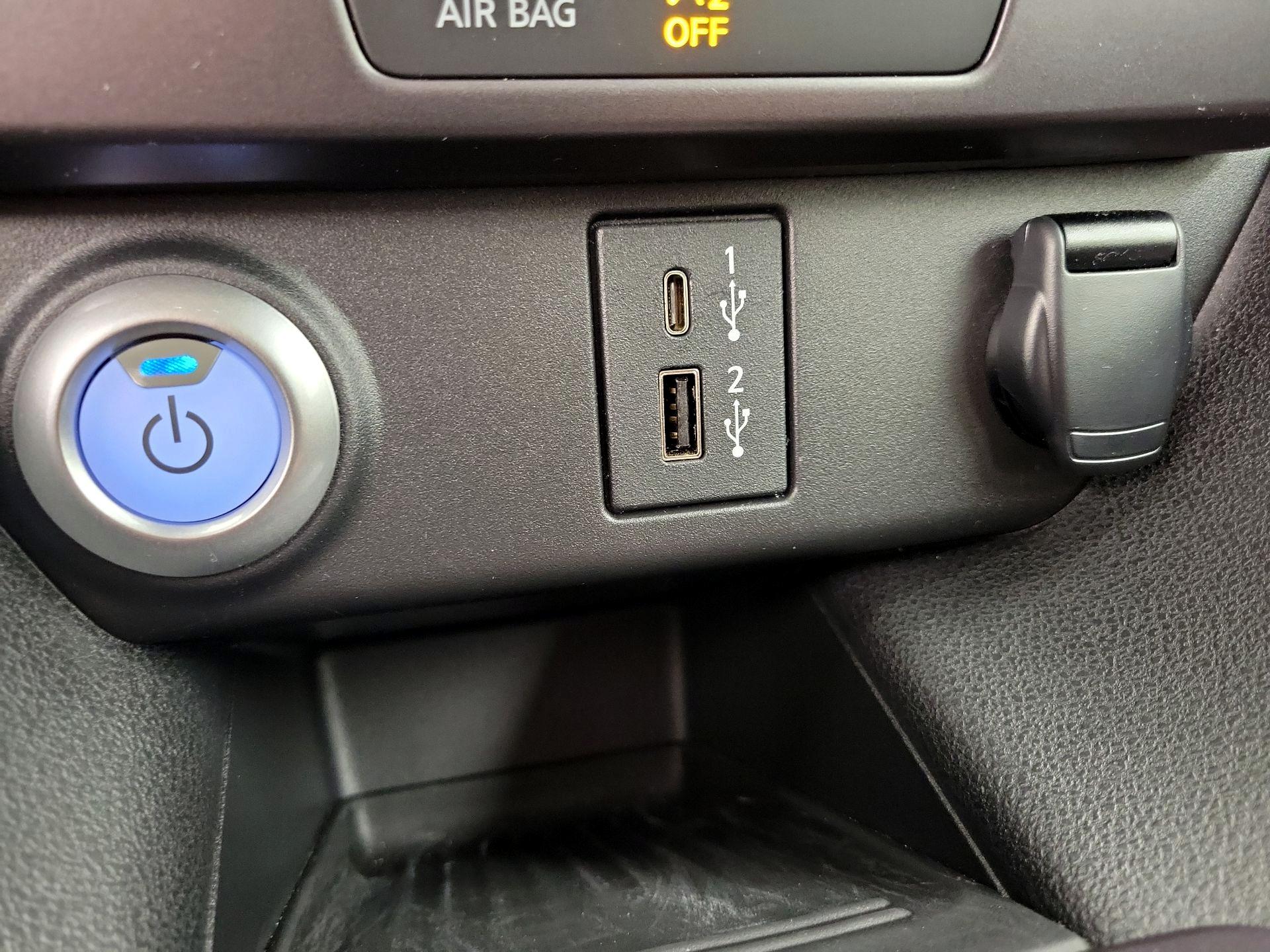 Thumbnail: 2024 Nissan Leaf - 18