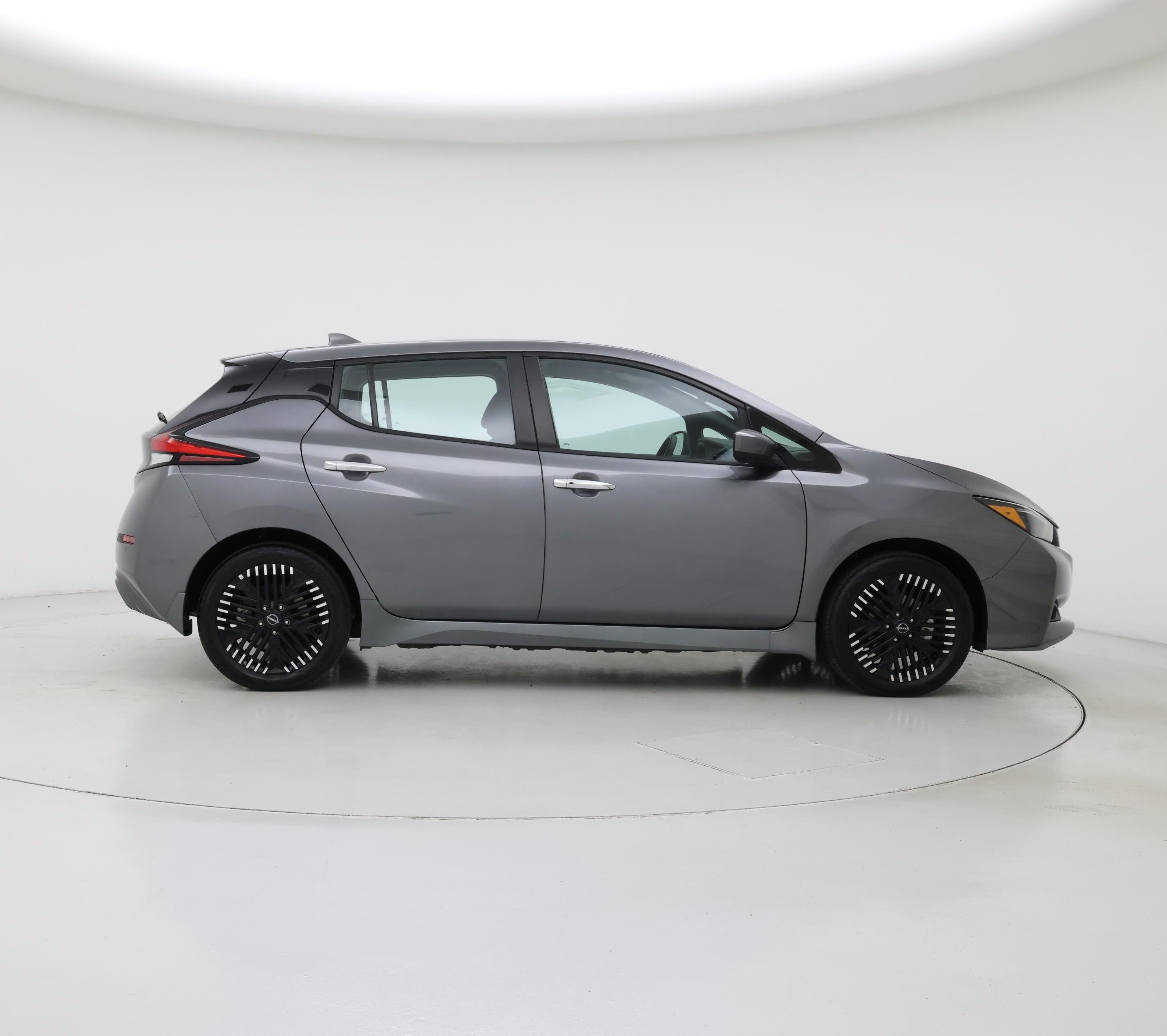 Thumbnail: 2024 Nissan Leaf - 7