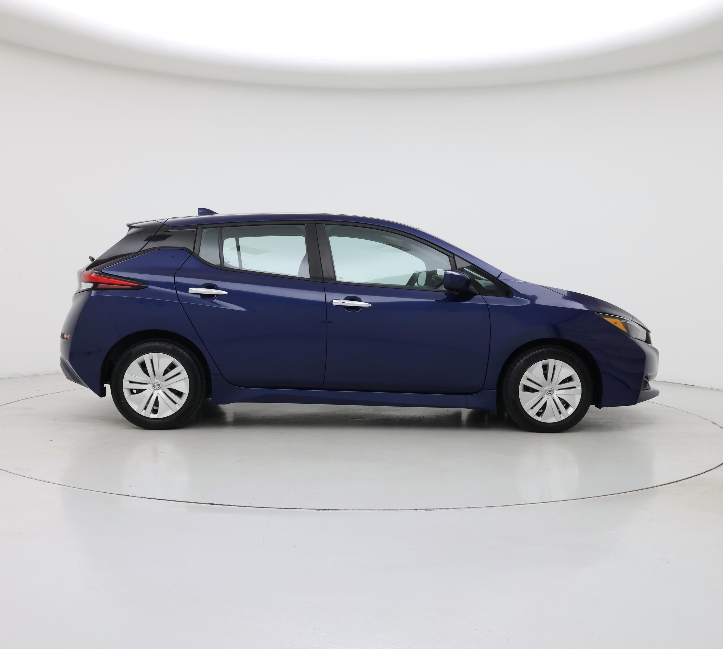 Thumbnail: 2024 Nissan Leaf - 7