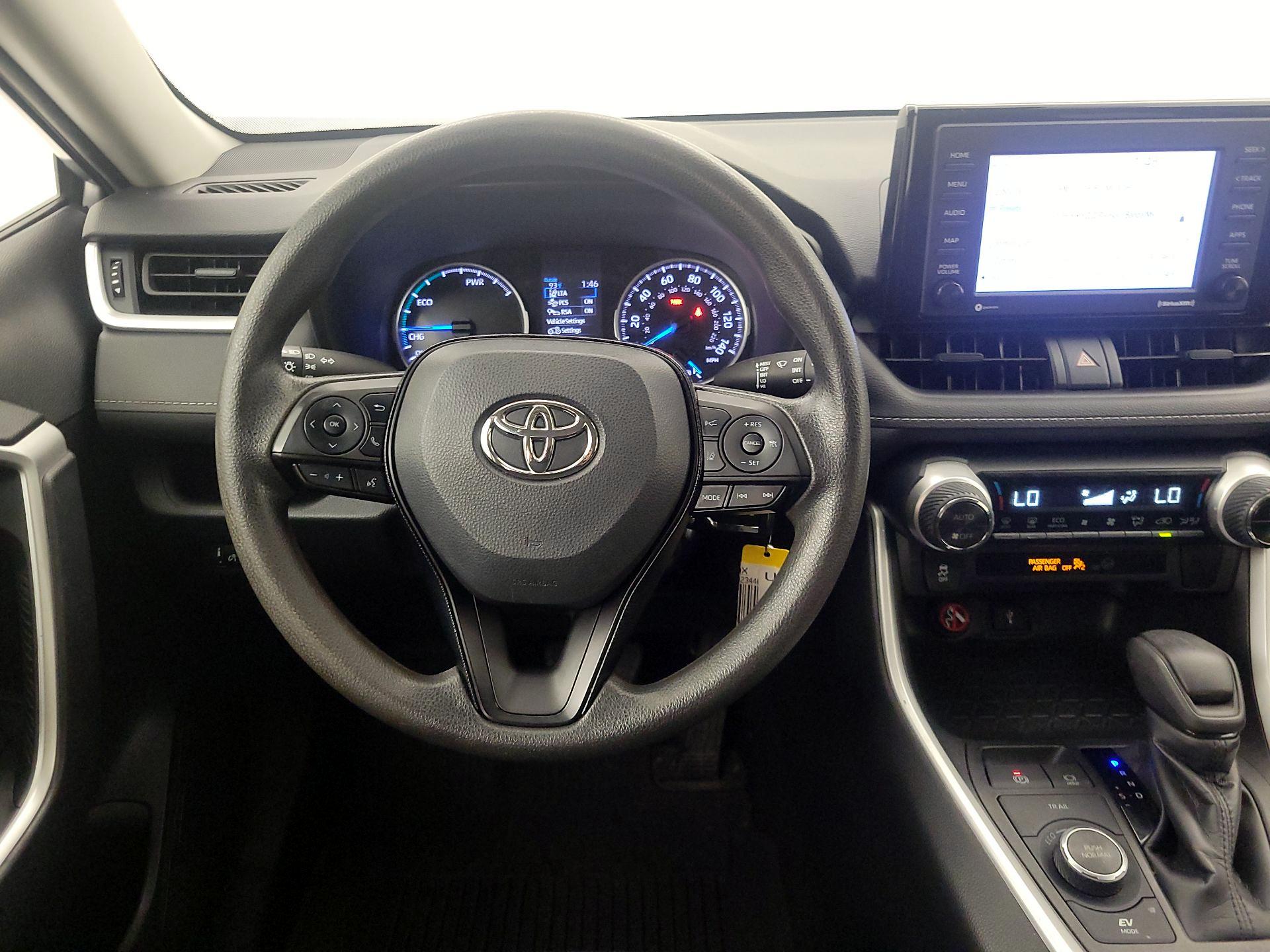 Thumbnail: 2021 Toyota RAV4 - 10