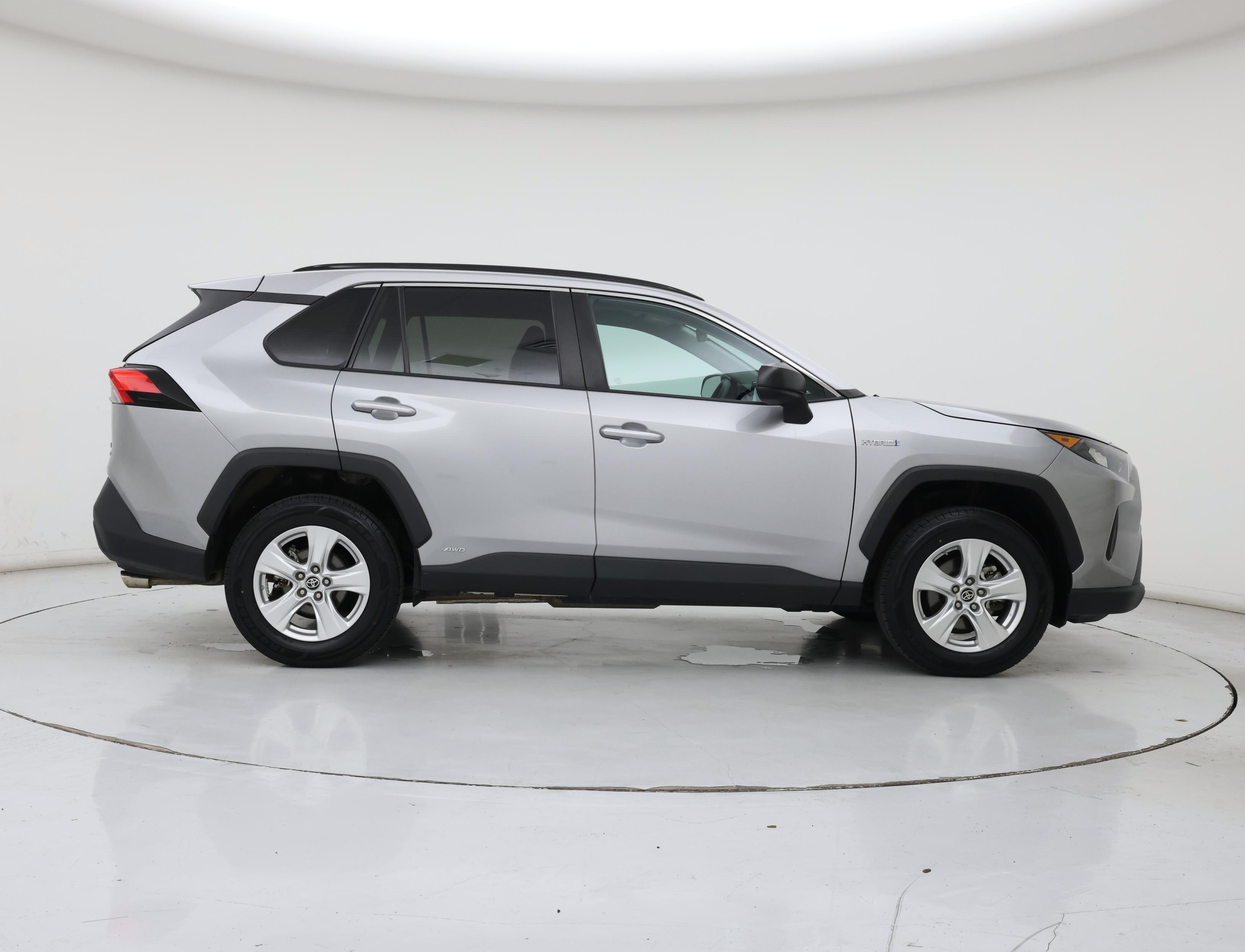 Thumbnail: 2021 Toyota RAV4 - 7