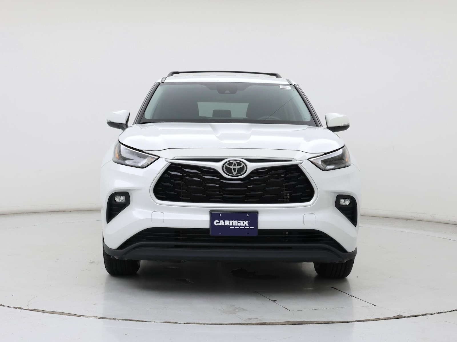2022 Toyota Highlander LE - Photo 6