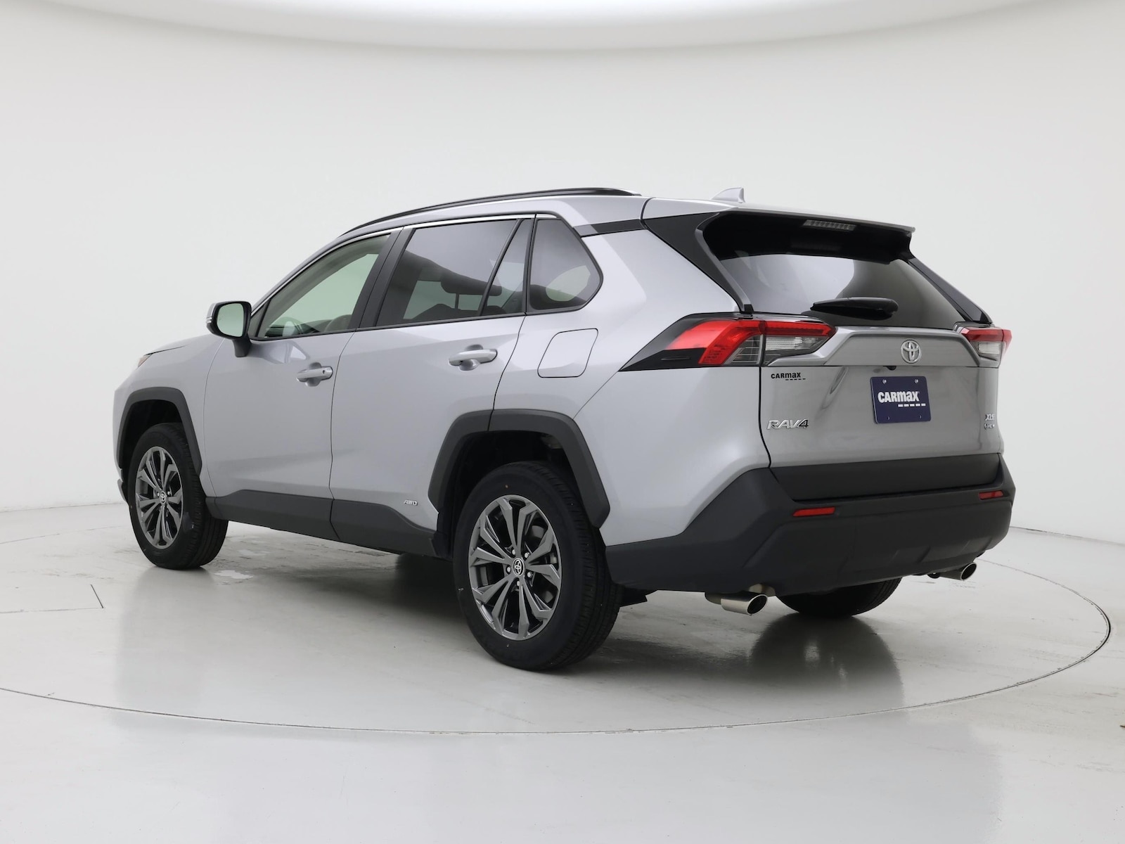 2025 Toyota RAV4 XLE Premium - Photo 3