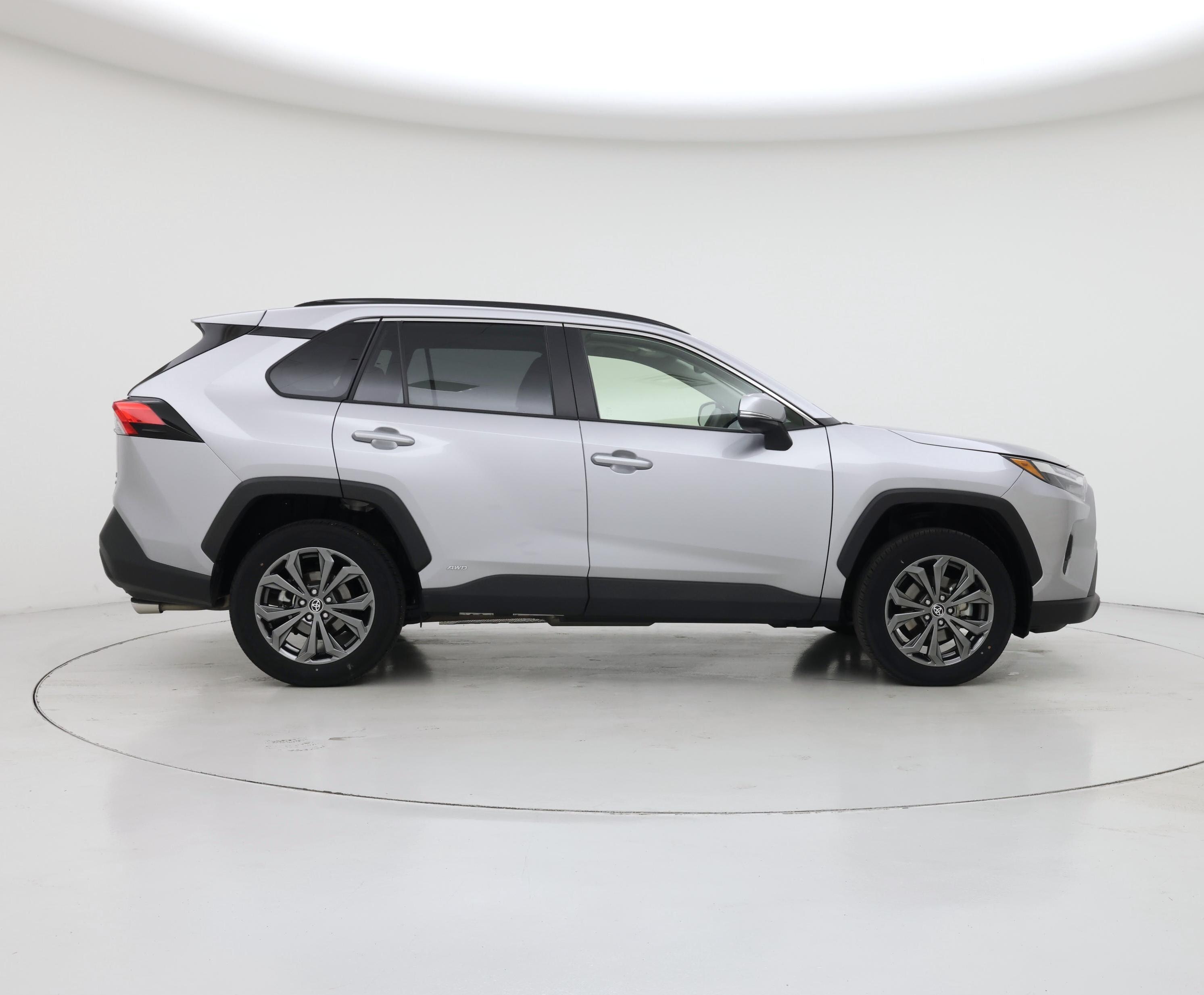 Thumbnail: 2025 Toyota RAV4 - 7