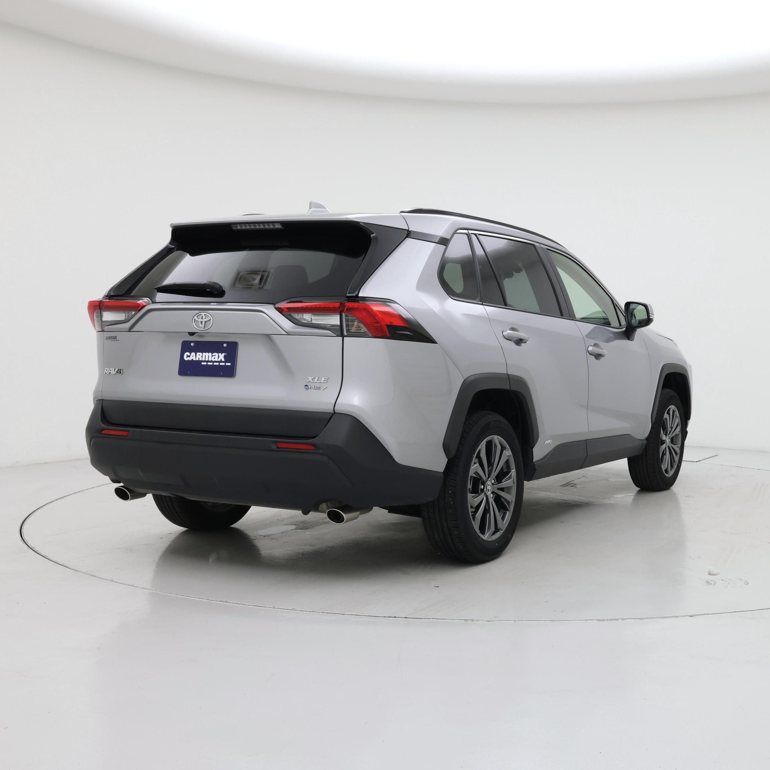 Thumbnail: 2025 Toyota RAV4 - 8