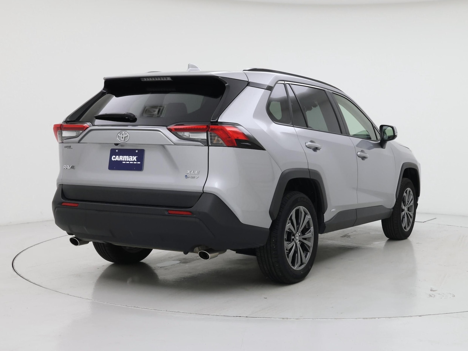 2025 Toyota RAV4 XLE Premium - Photo 9