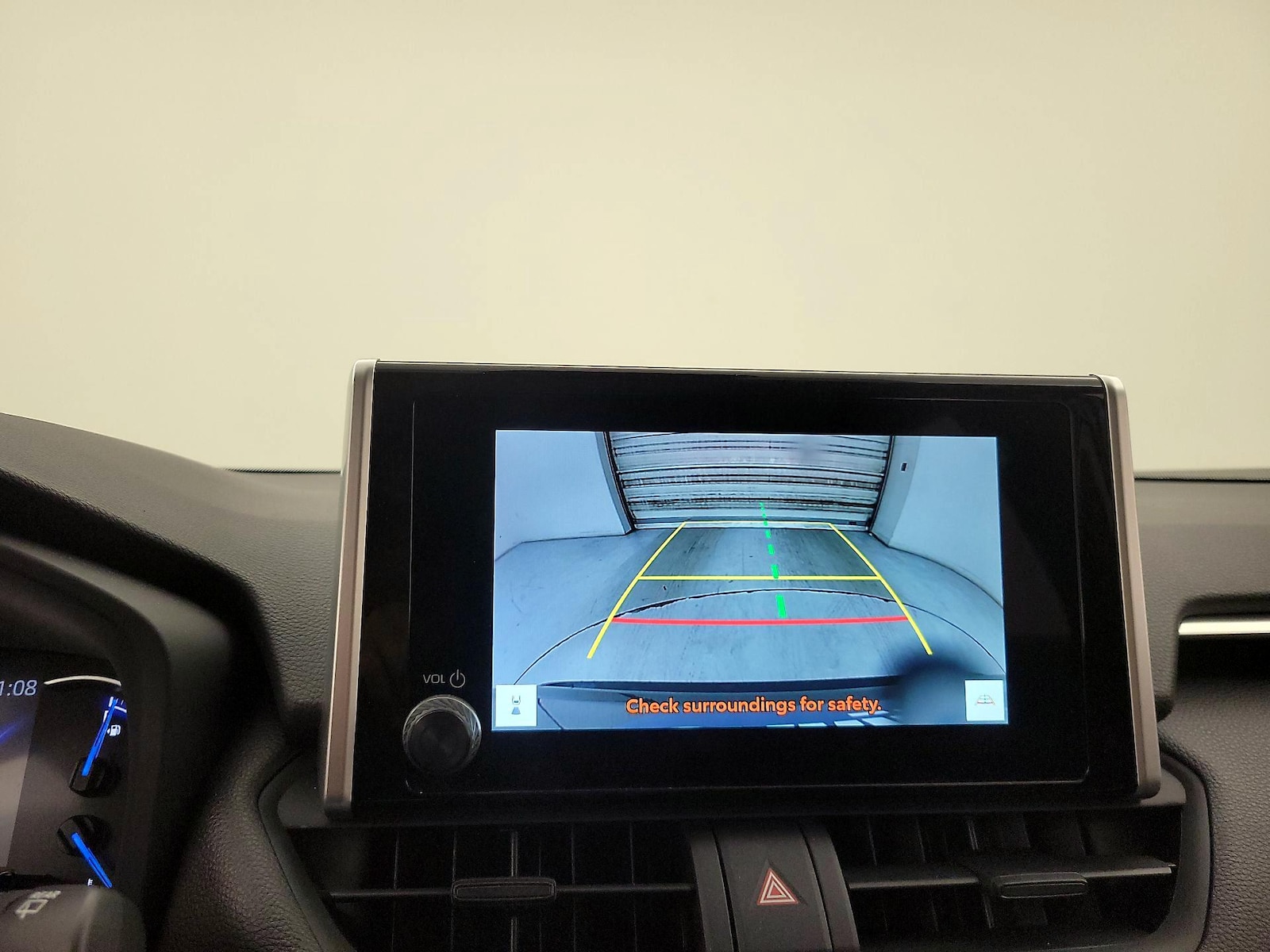 2025 Toyota RAV4 LE - Photo 15