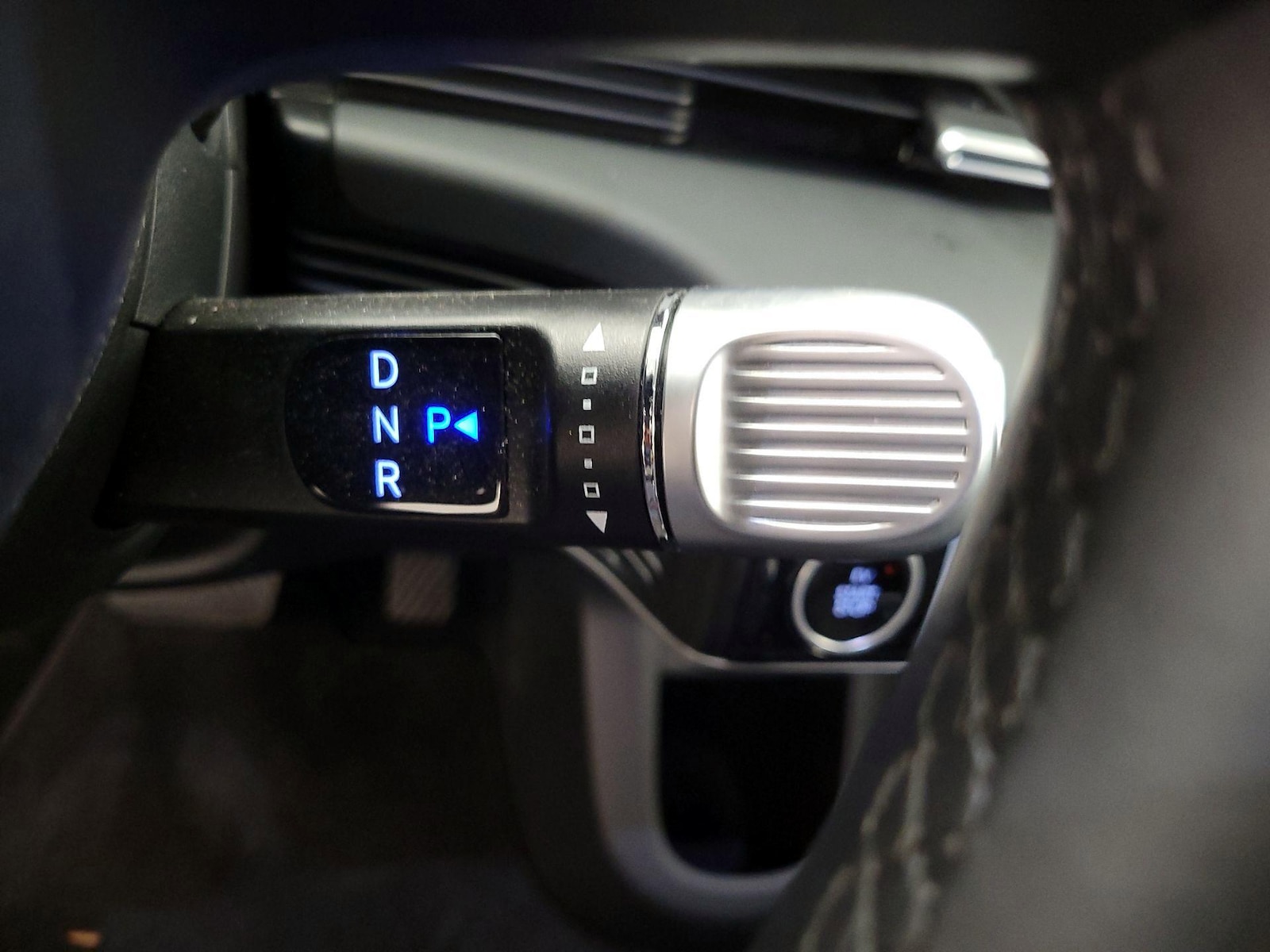 2024 Hyundai IONIQ 5 SEL - Photo 19