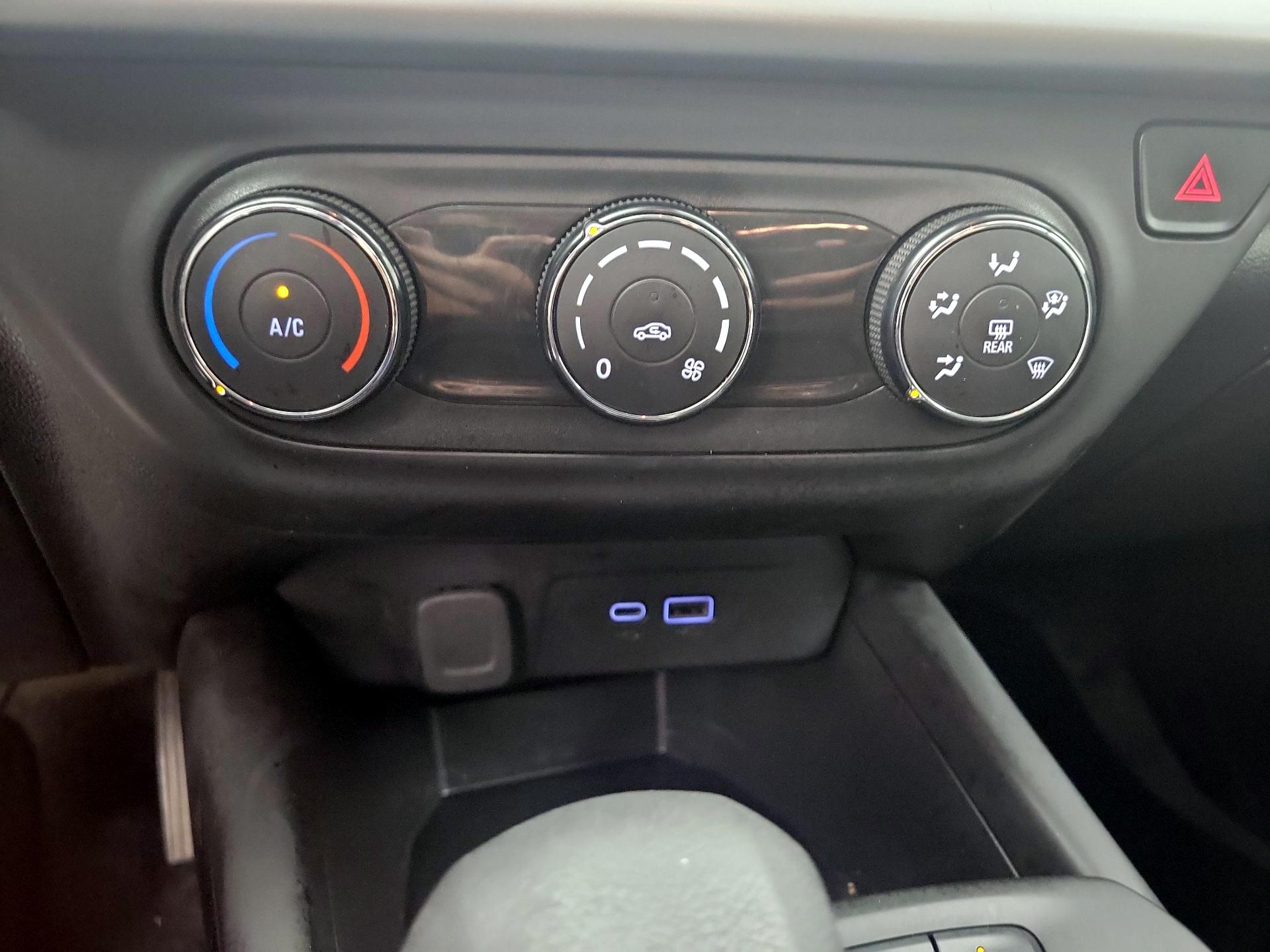 Thumbnail: 2024 Chevrolet Trax - 16